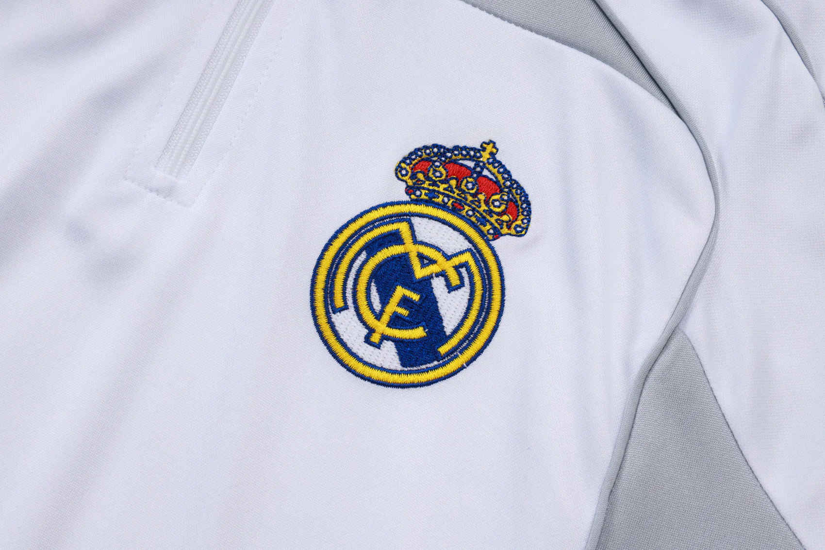2025-26 Real Madrid off-white gray training suit S-2XL - Image 4