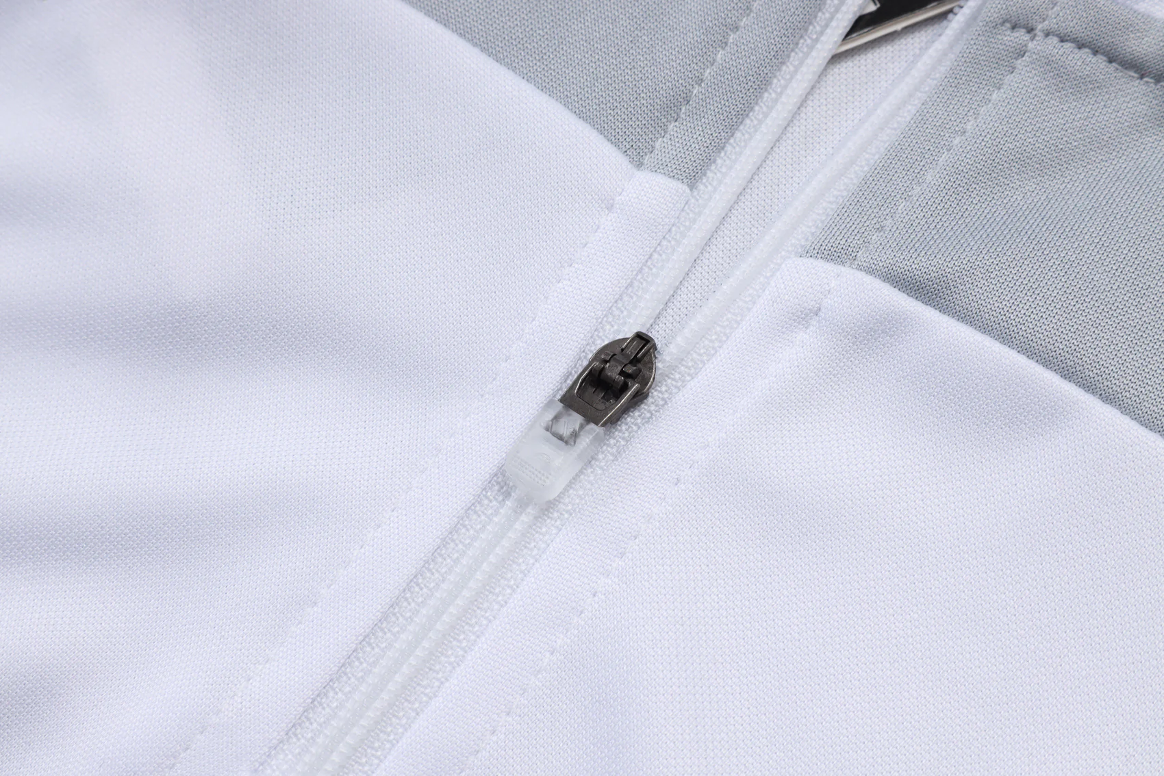 2025-26 Real Madrid off-white gray training suit S-2XL - Image 5