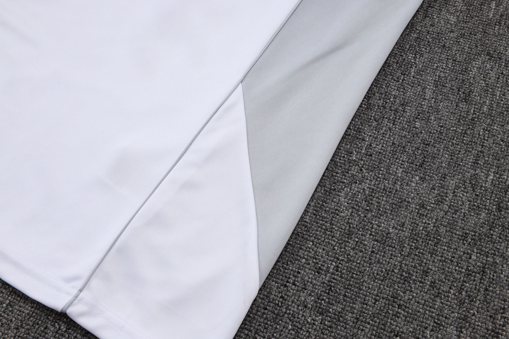 2025-26 Real Madrid off-white gray training suit S-2XL - Image 9
