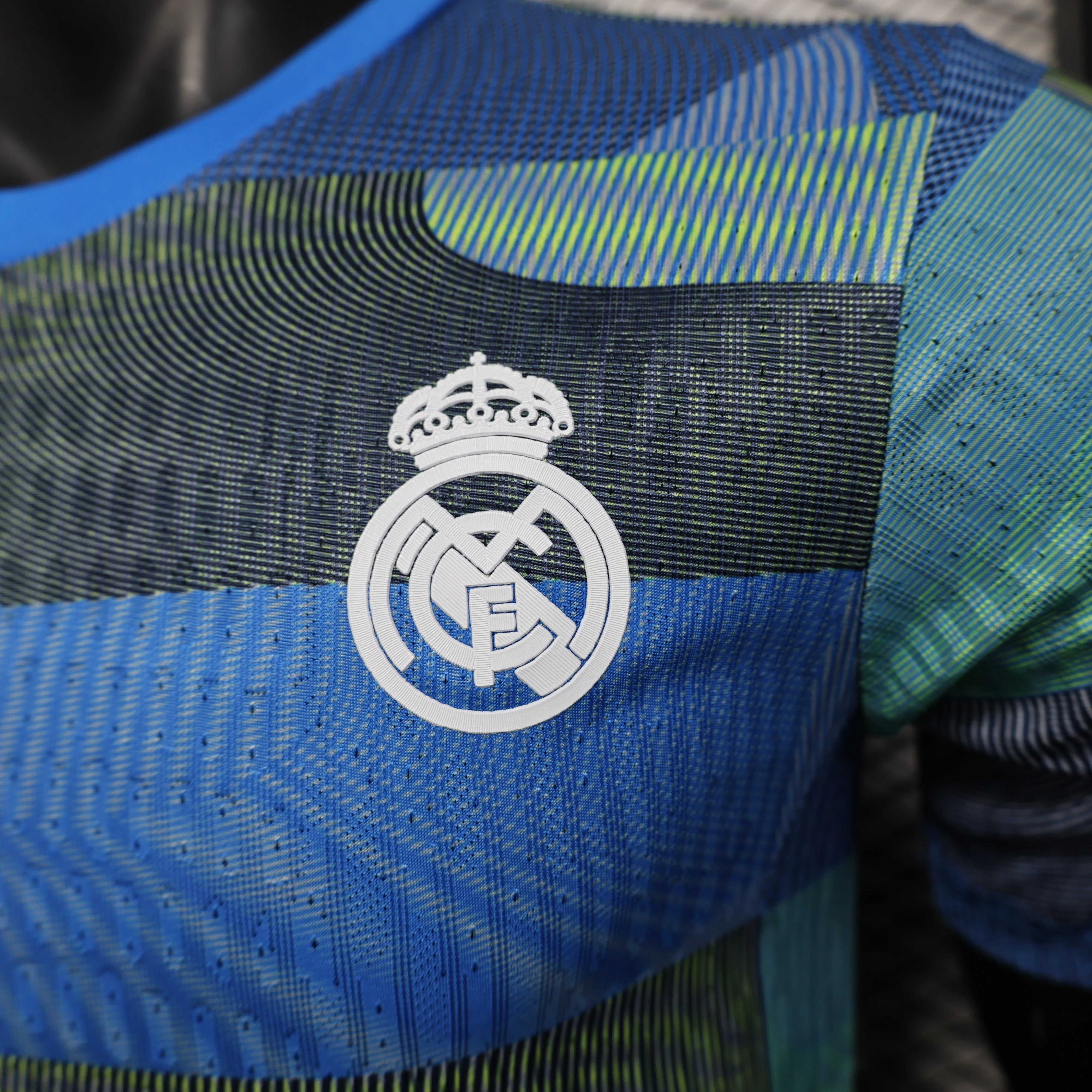 2025-26 Real Madrid Pré Jogo Player S-2XL - Image 3