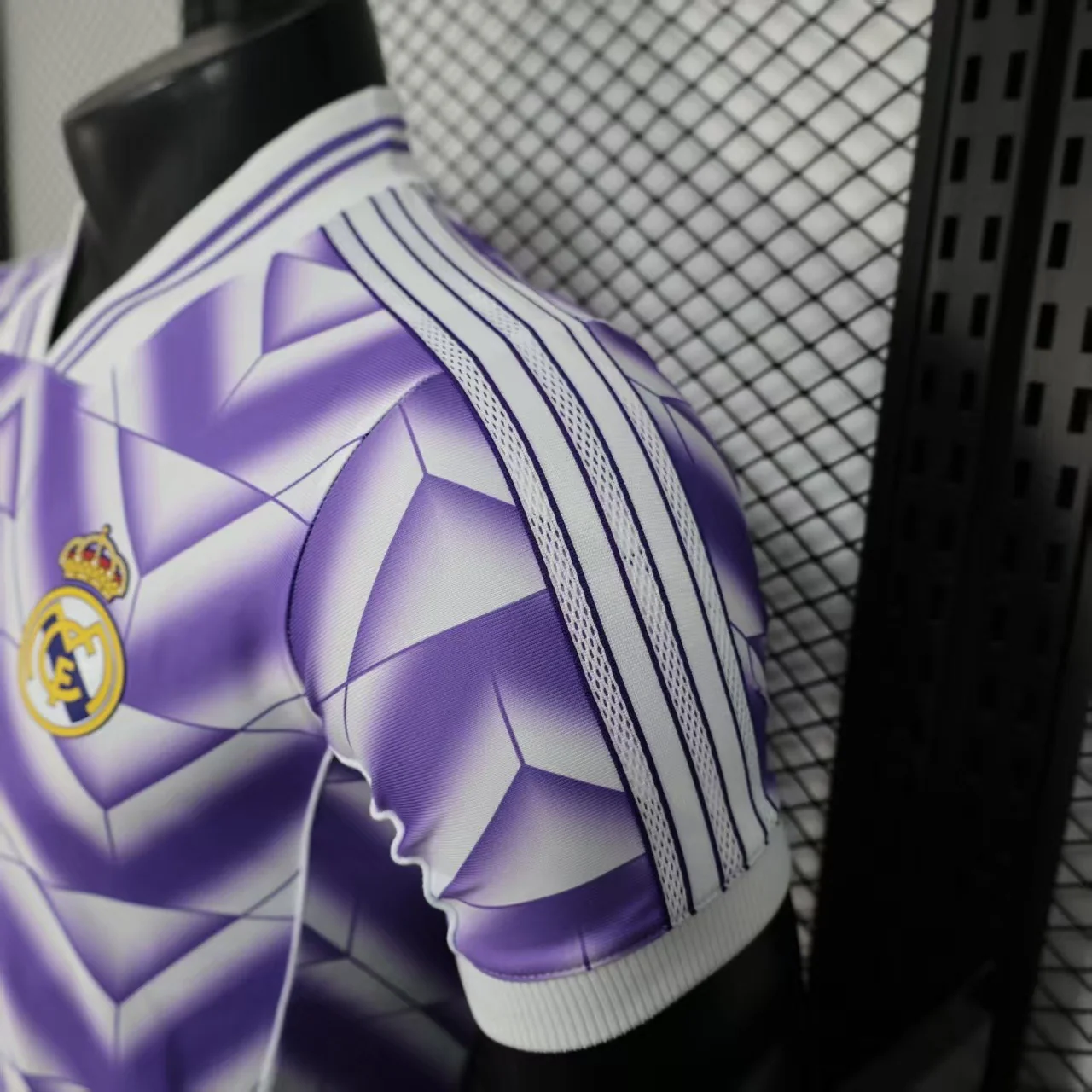 2025-26 Real Madrid Purple Special Player S-2XL - Image 5