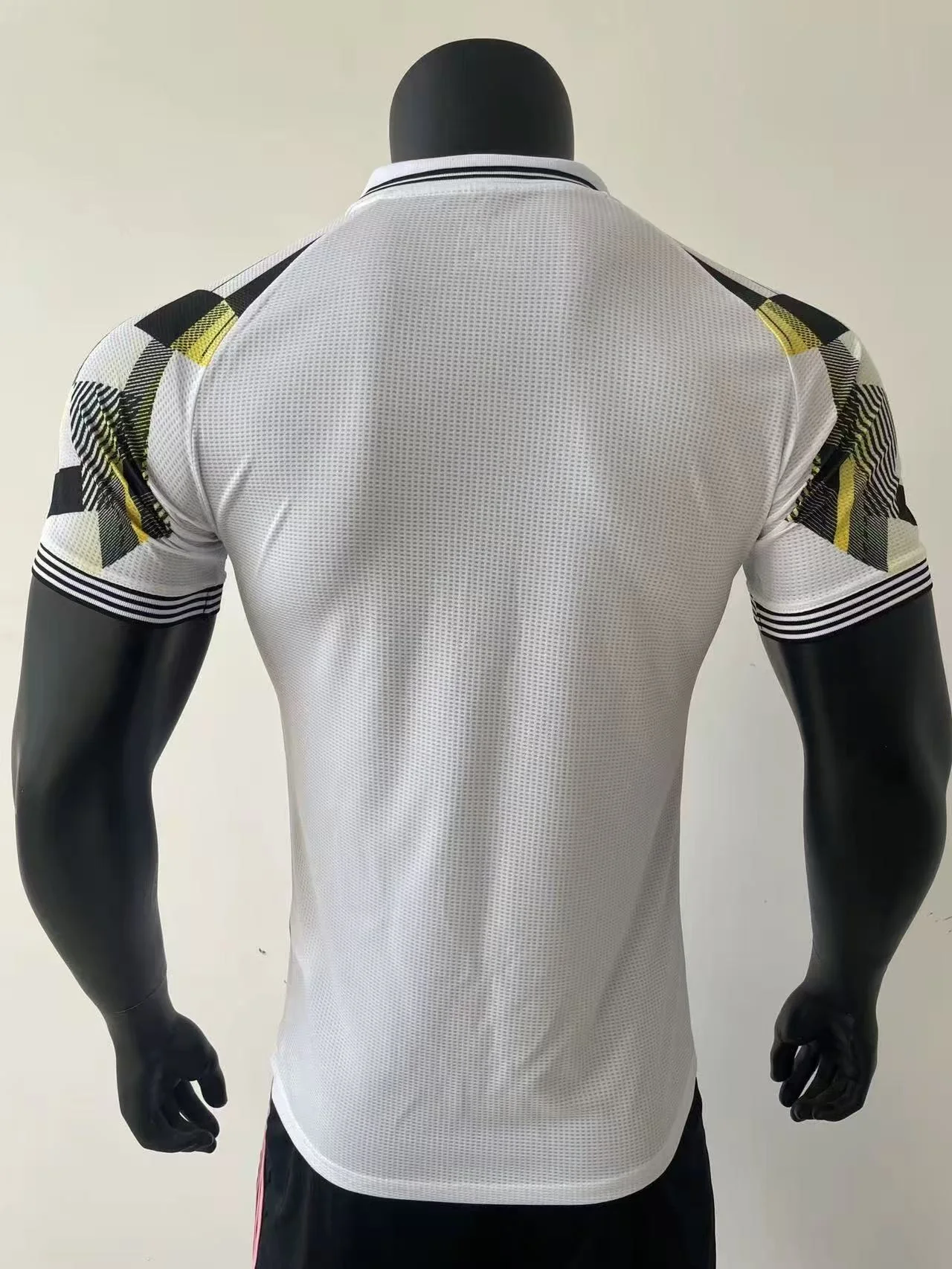 2025-26 Real Madrid Special Antique White S-2XL - Image 2