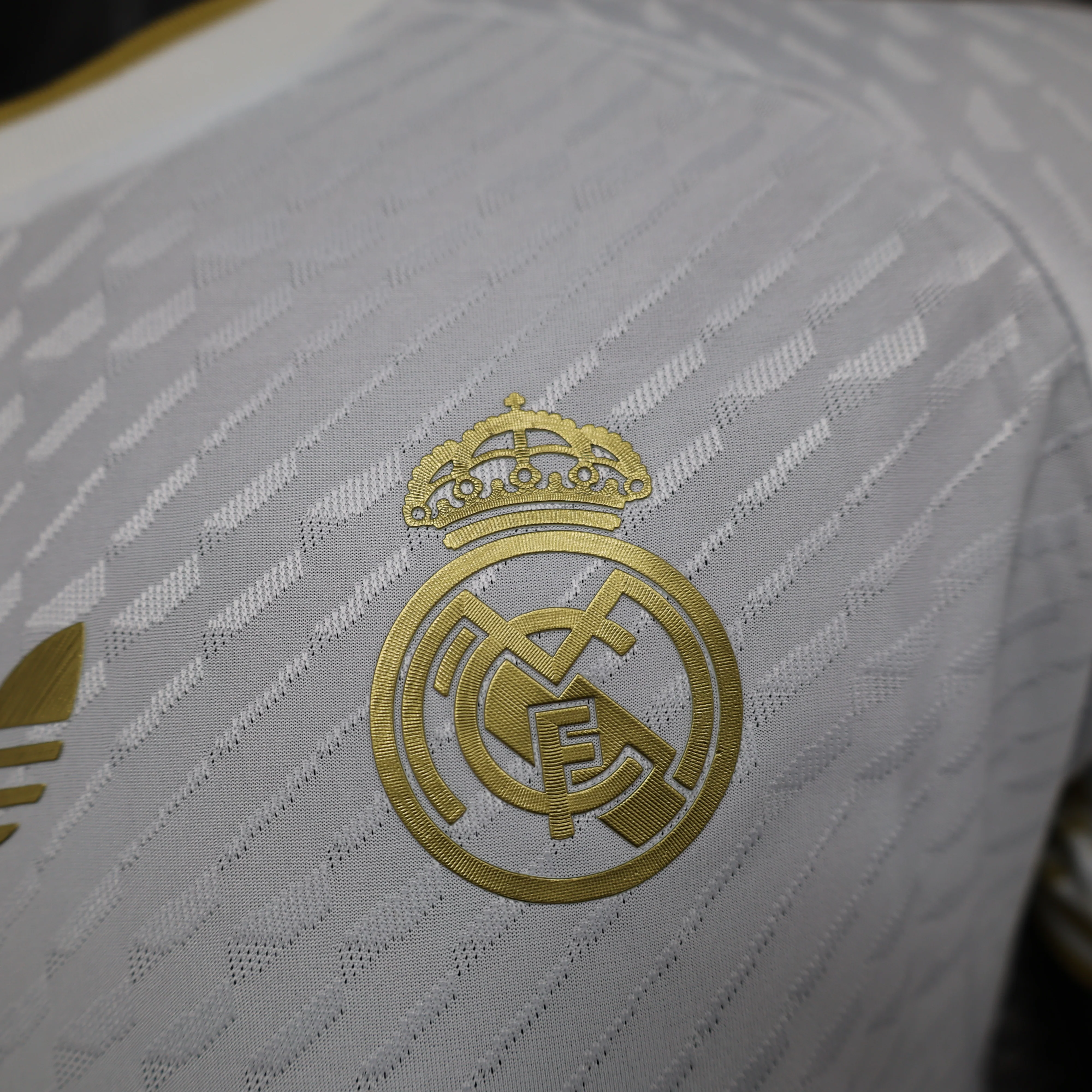 2025-26 Real Madrid Special Gold Dragon Player S-2XL - Image 3