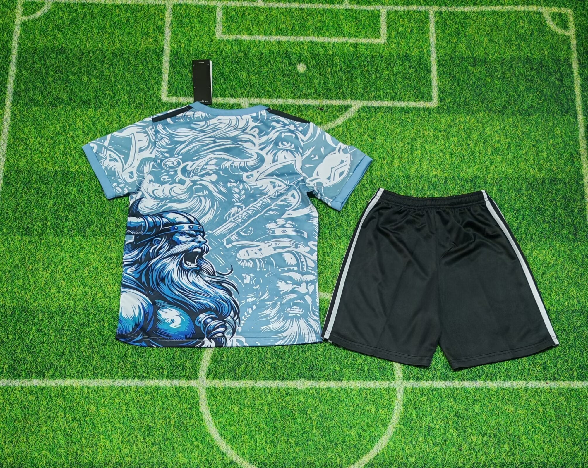 2025-26 Real Madrid Special Minotaur KIDS 16-28 - Image 2
