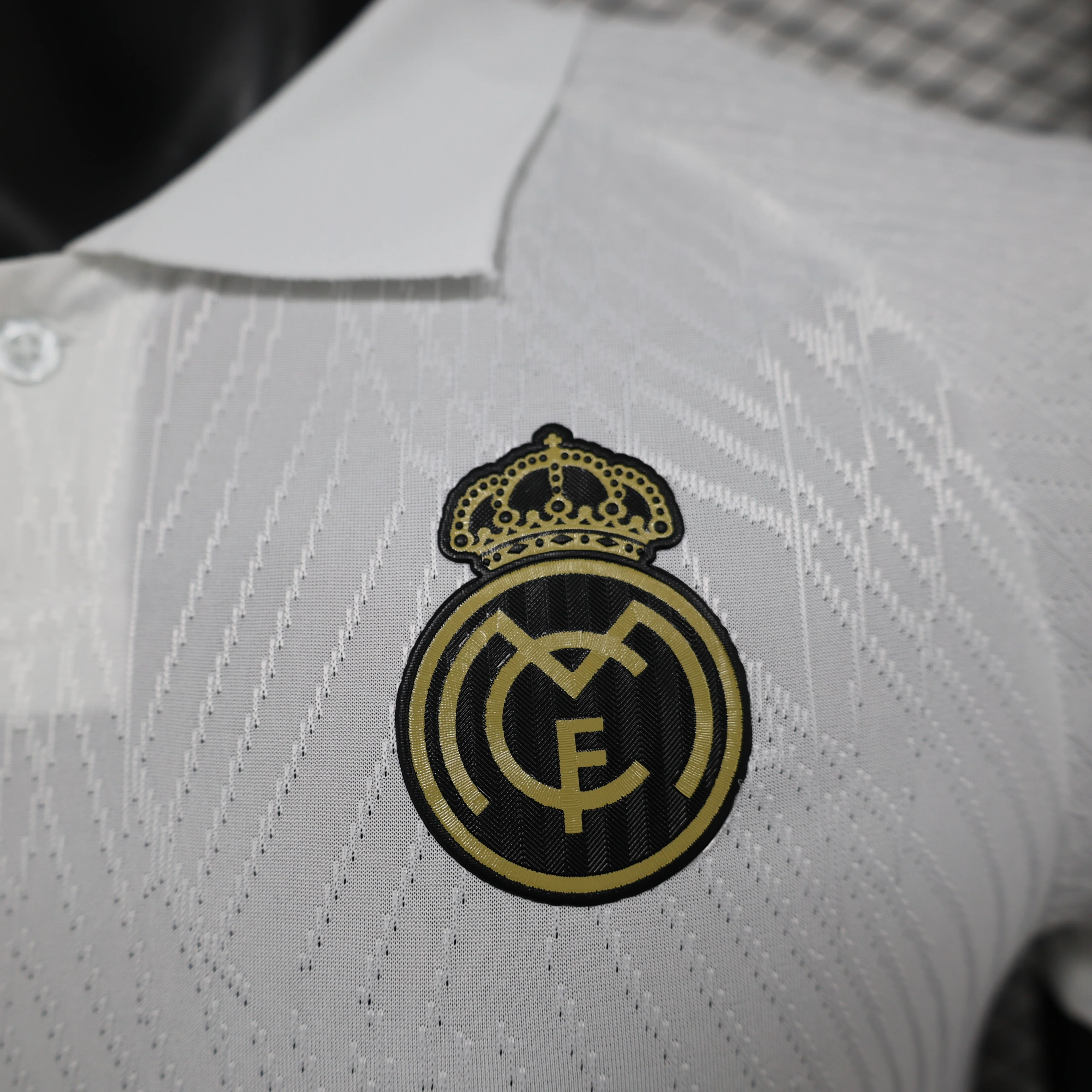 2025-26 Real Madrid Special White Dragon Player S-2XL - Image 3