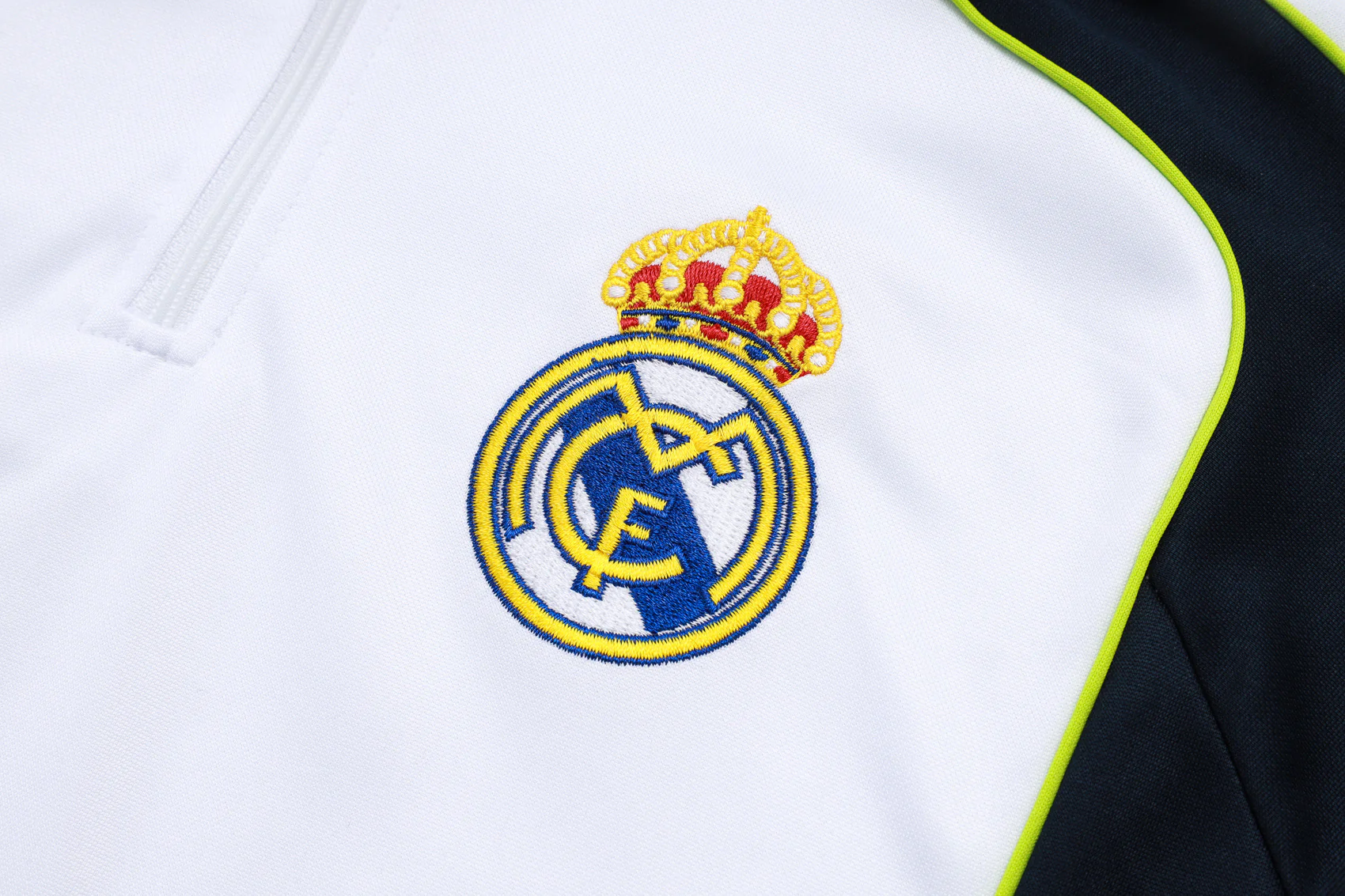 2025-26 Real Madrid White Green training suit S-2XL - Image 7