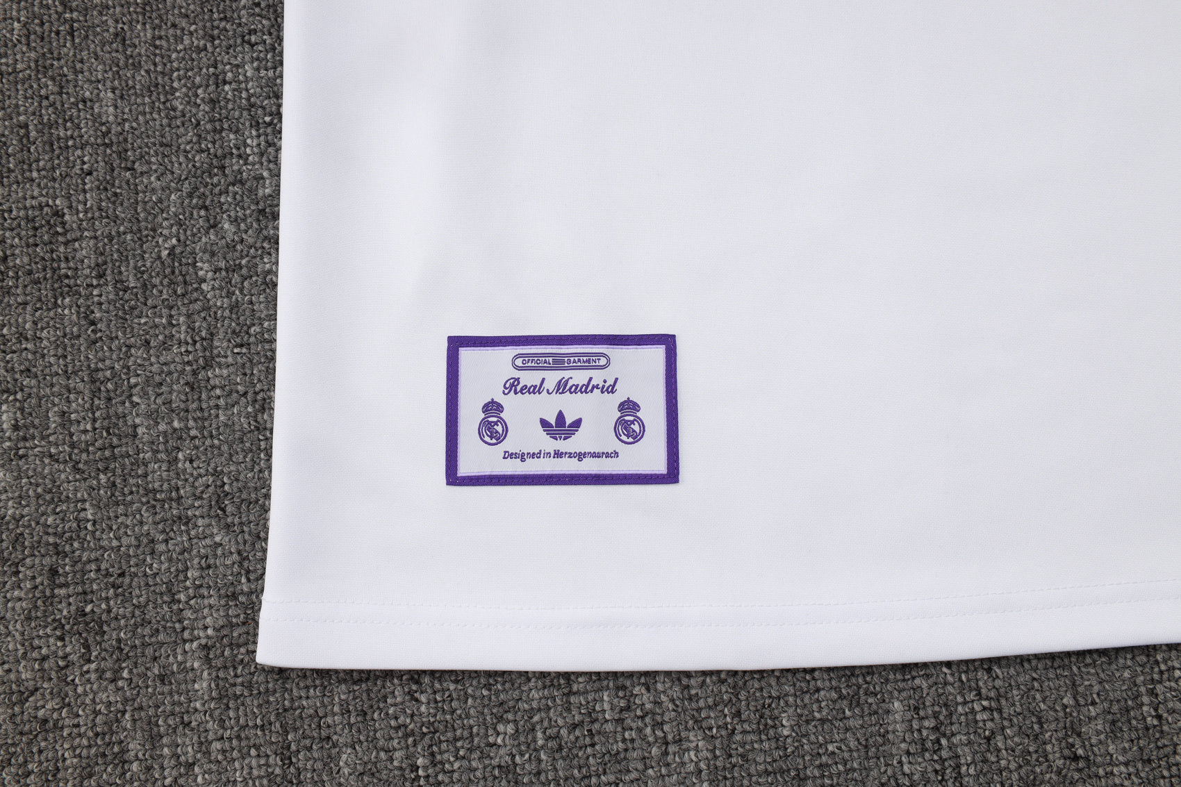 2025-26 Real Madrid White Special training suit S-2XL - Image 10