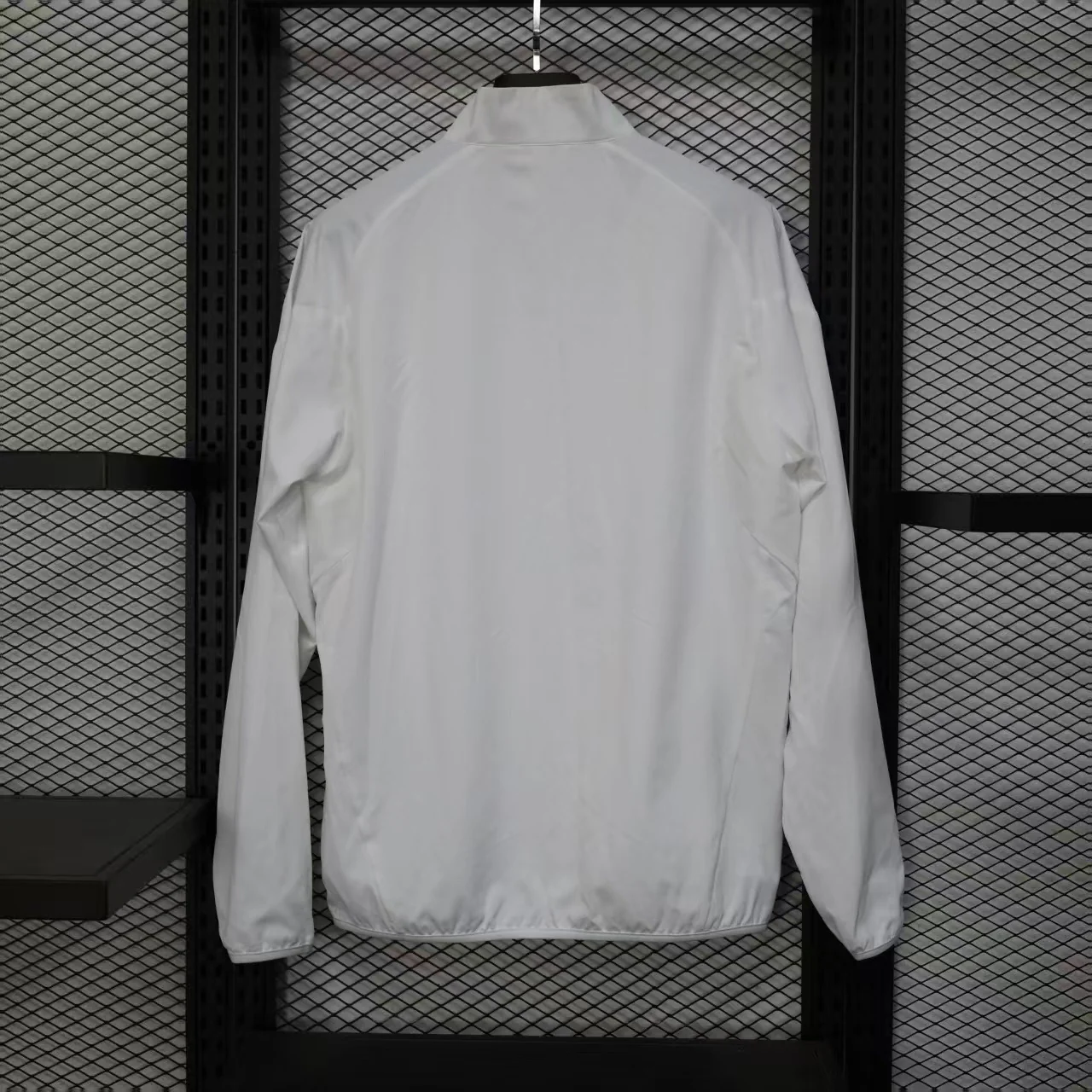 2025-26 Real Madrid windbreaker (with net) S-2XL - Image 2
