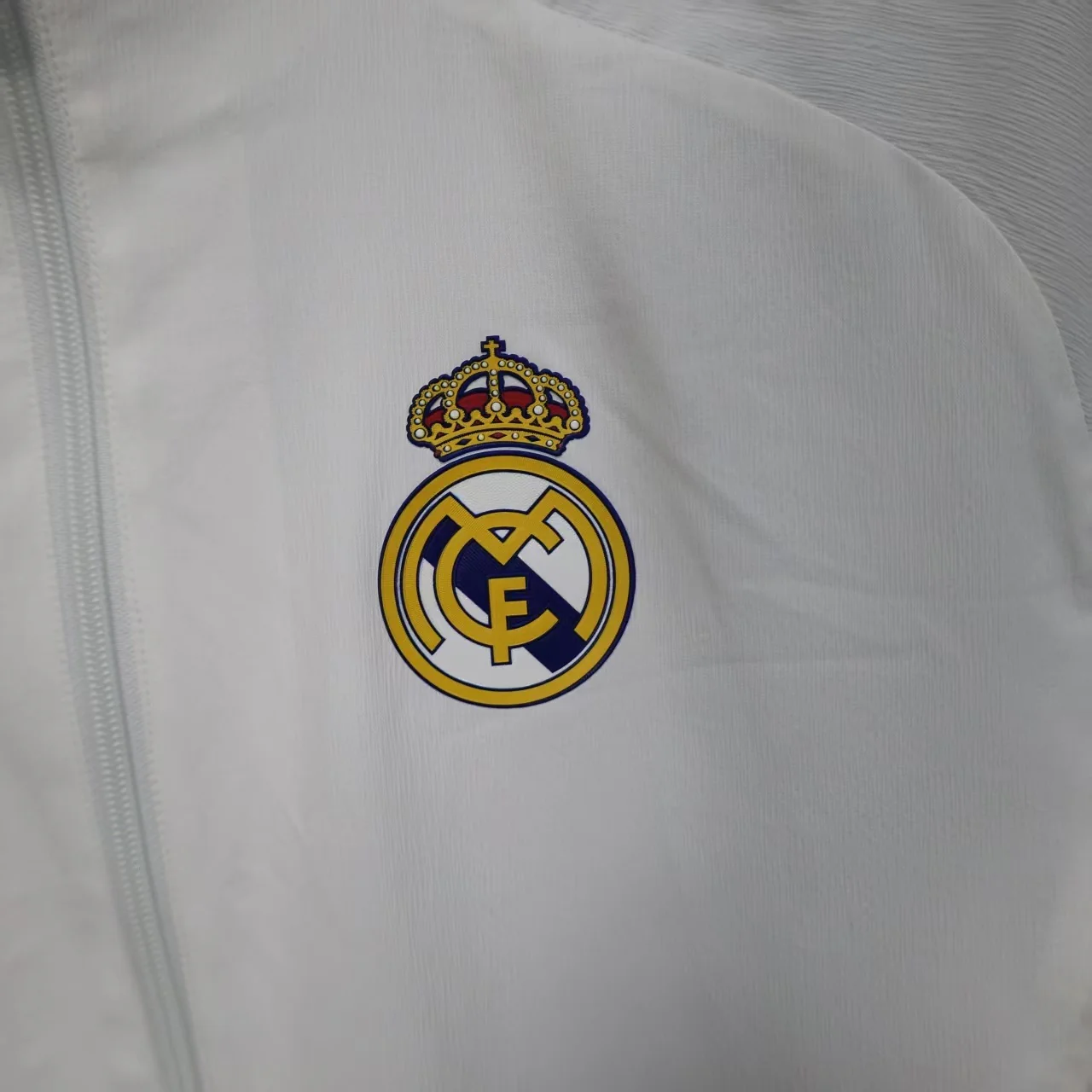 2025-26 Real Madrid windbreaker (with net) S-2XL - Image 3
