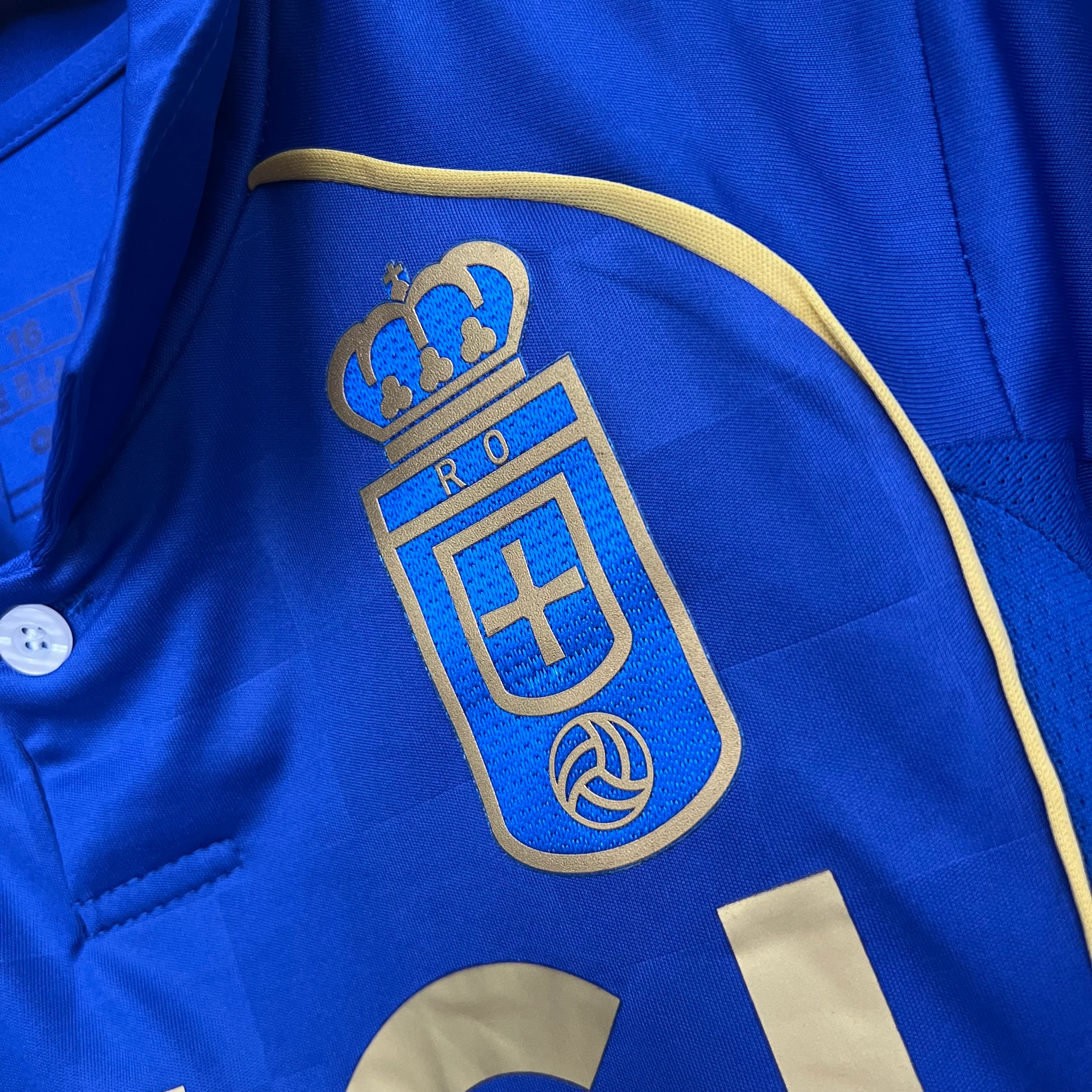2025-26 Real Oviedo Home KIDS 16-28 - Image 3