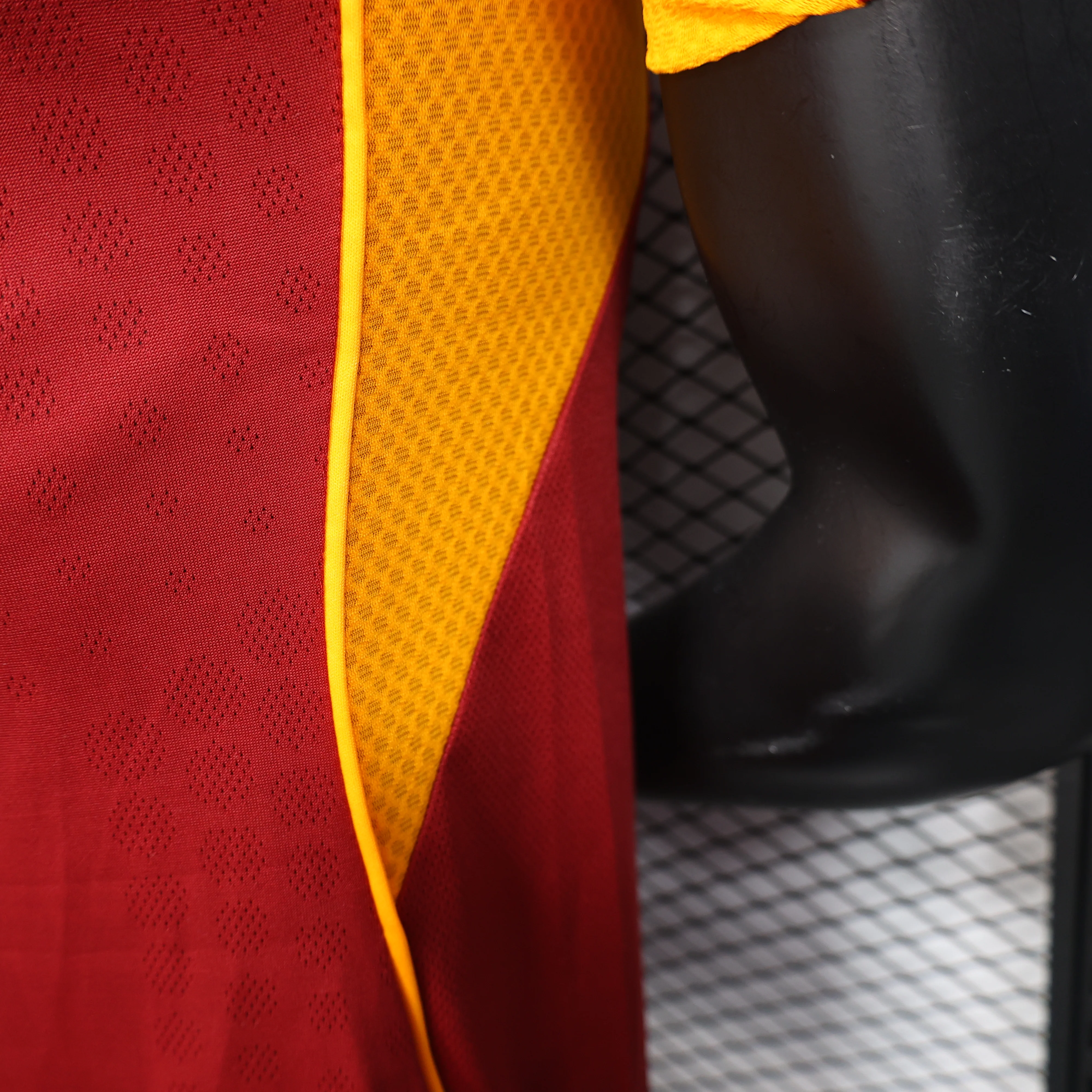 2025-26 Roma Special Red Player S-2XL - Image 6