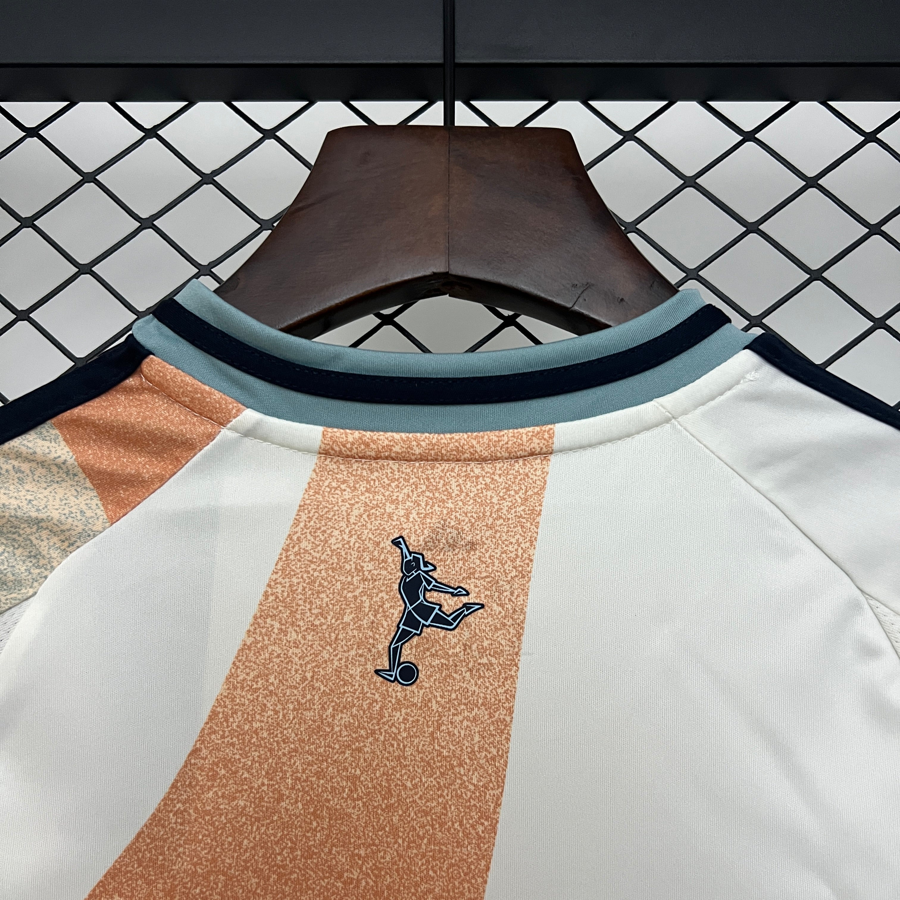 2025-26 Spain away Kids 16-28 - Image 7