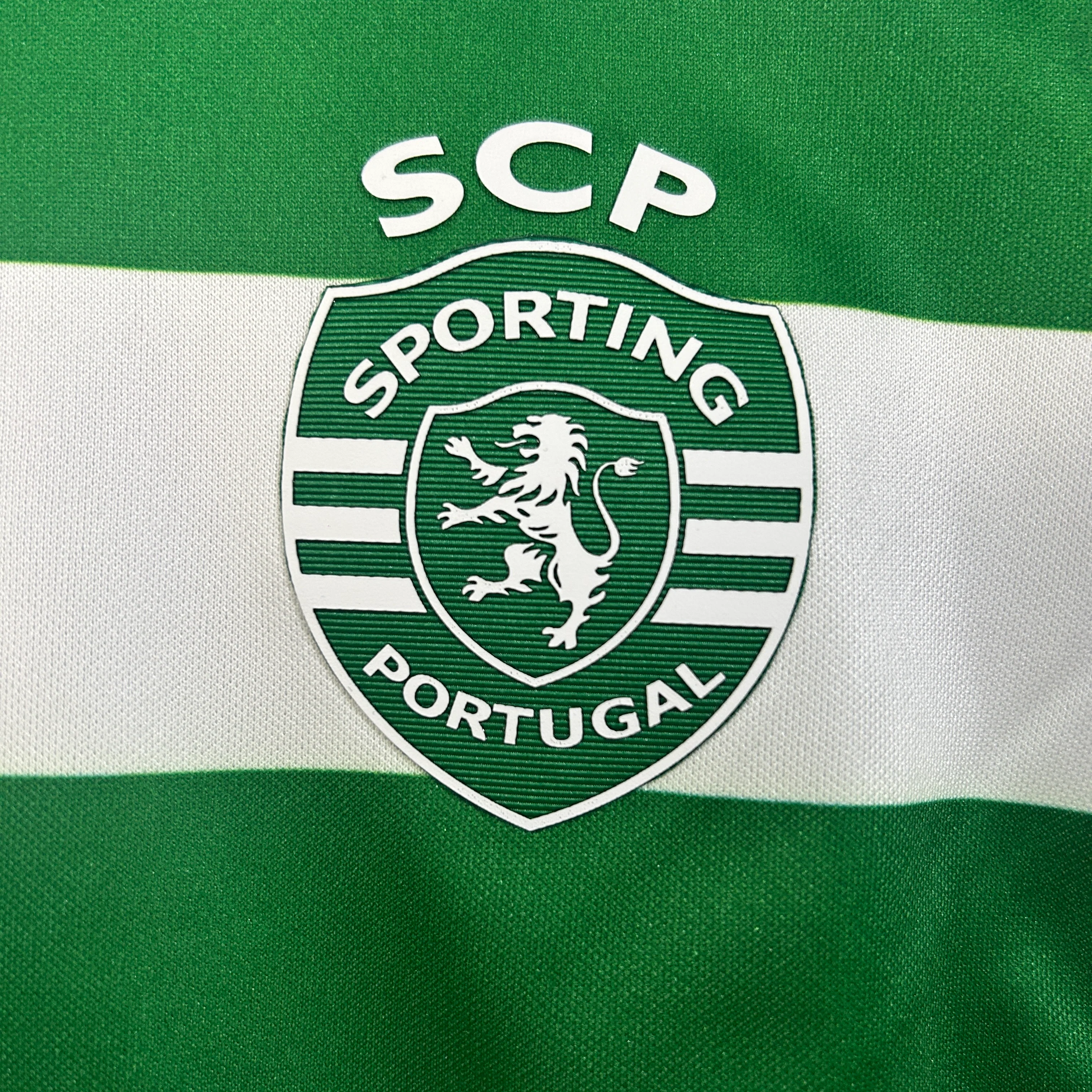 2025-26 Sporting Lisbon Home KIDS 16-28 - Image 4