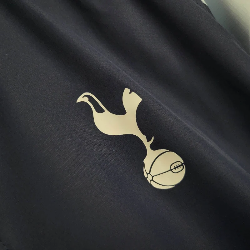 2025-26 Tottenham Windbreaker S-2XL - Image 4