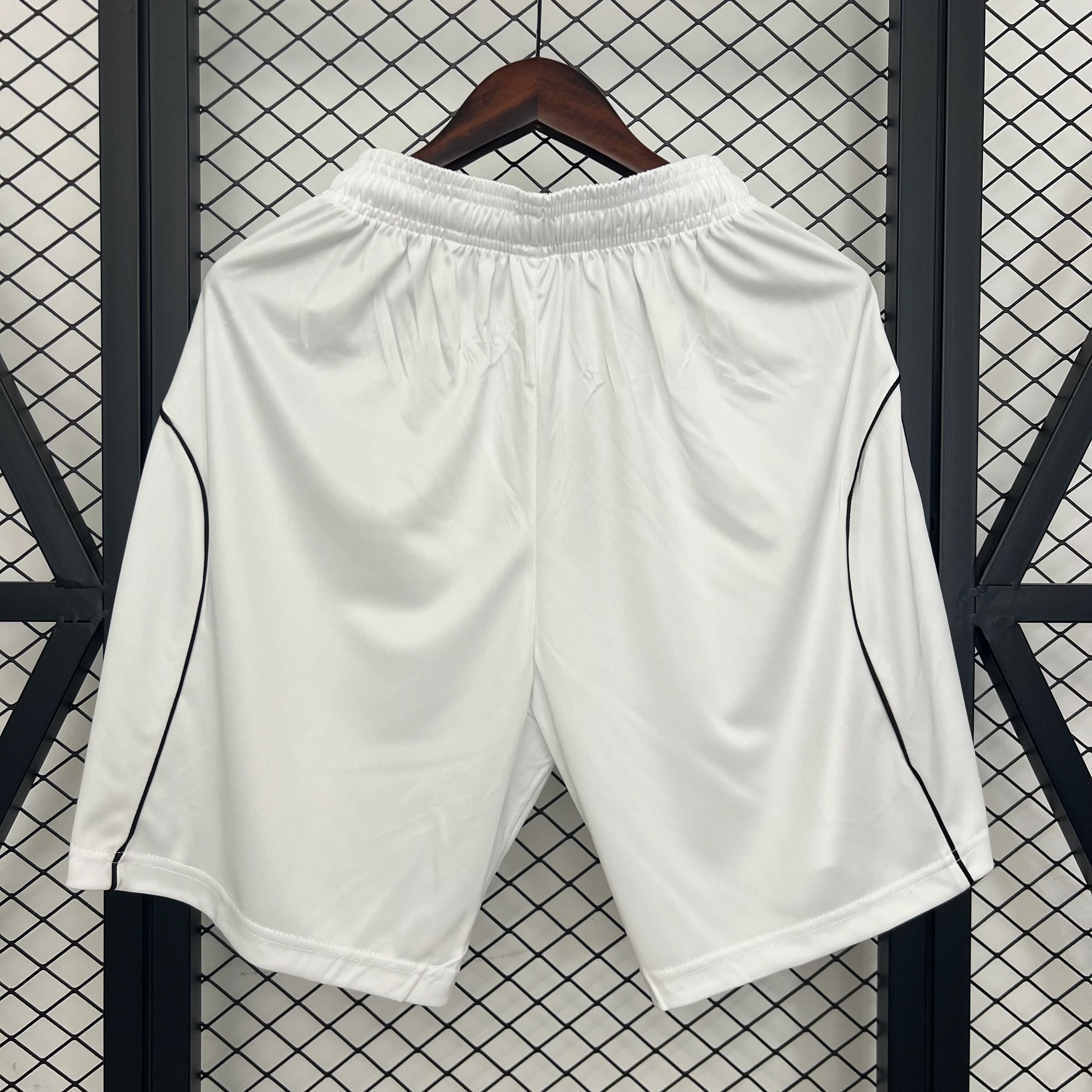 2025-26Manchester United Short S-2XL - Image 2