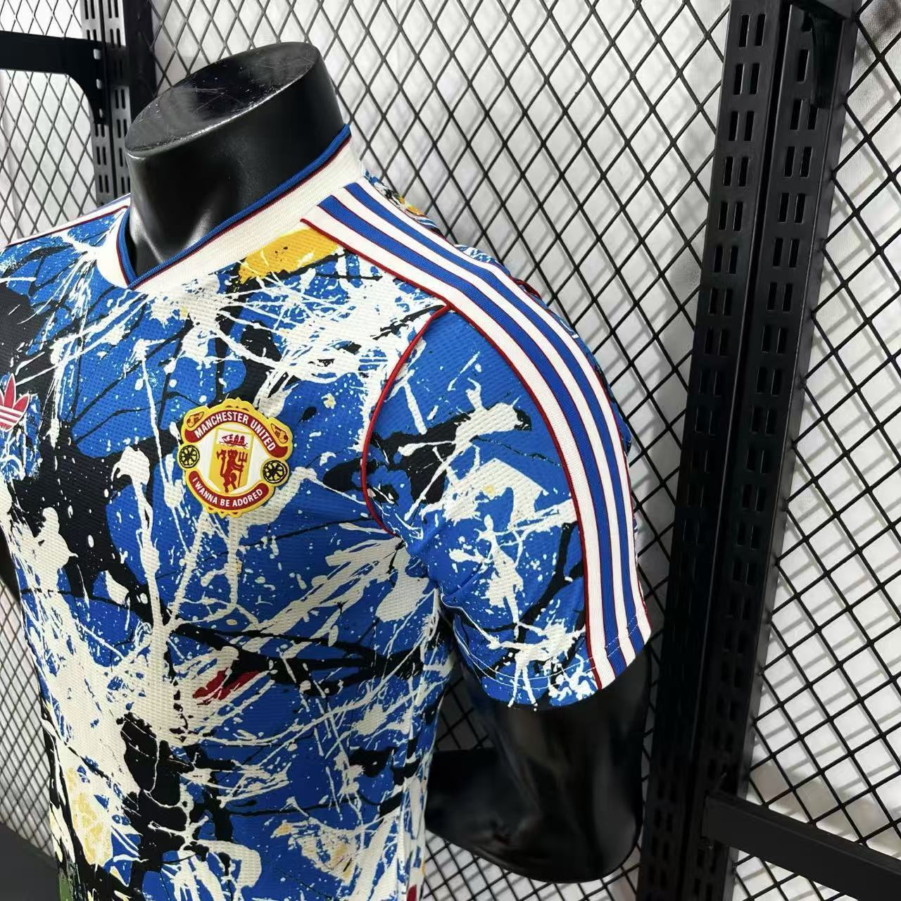 2026-27 Manchester United Stone Rose Co-branded Player S-2XL - Image 5