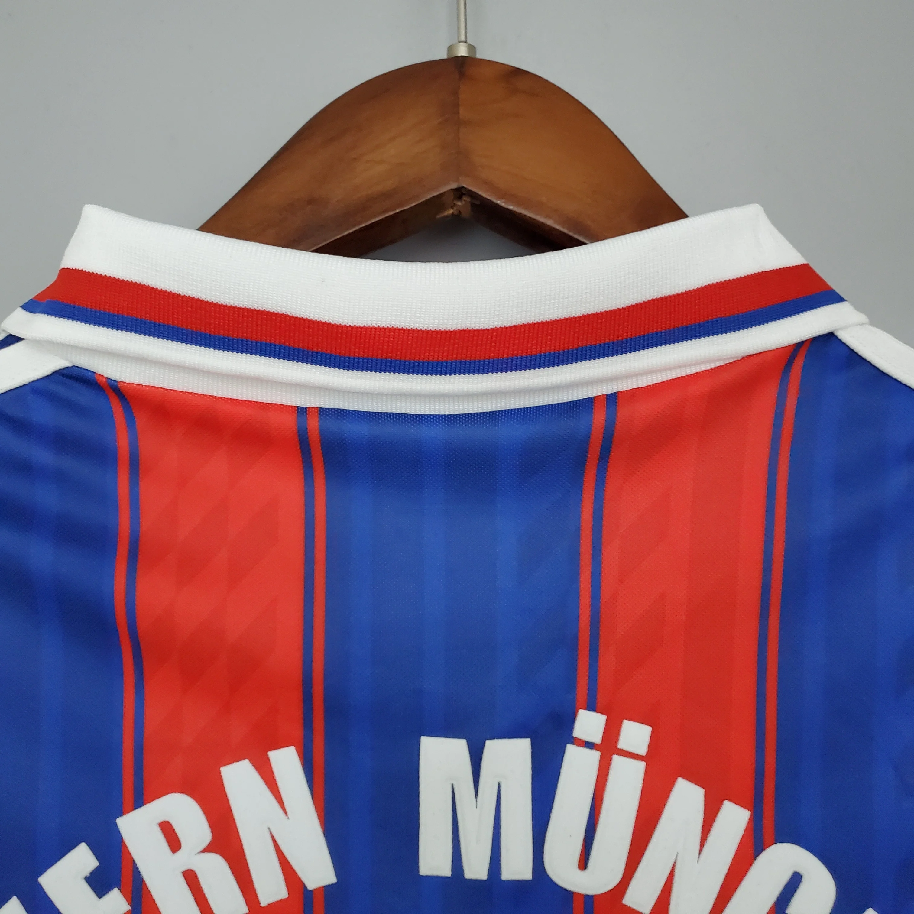 1995-97 Bayern Munich Home Retro S-XXL - Image 4