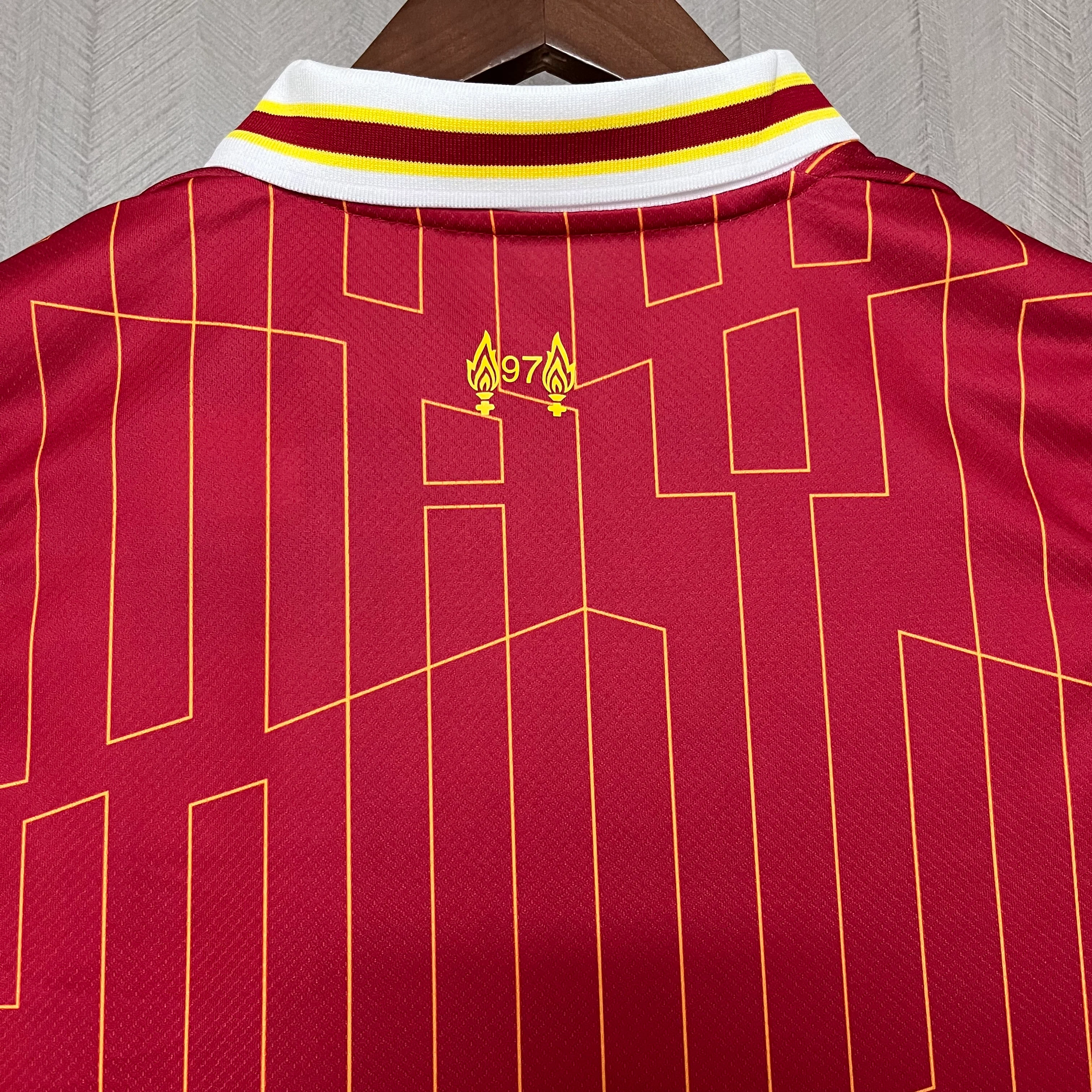 2024-25 Liverpool home Children’s clothing size 16-28 - Image 3