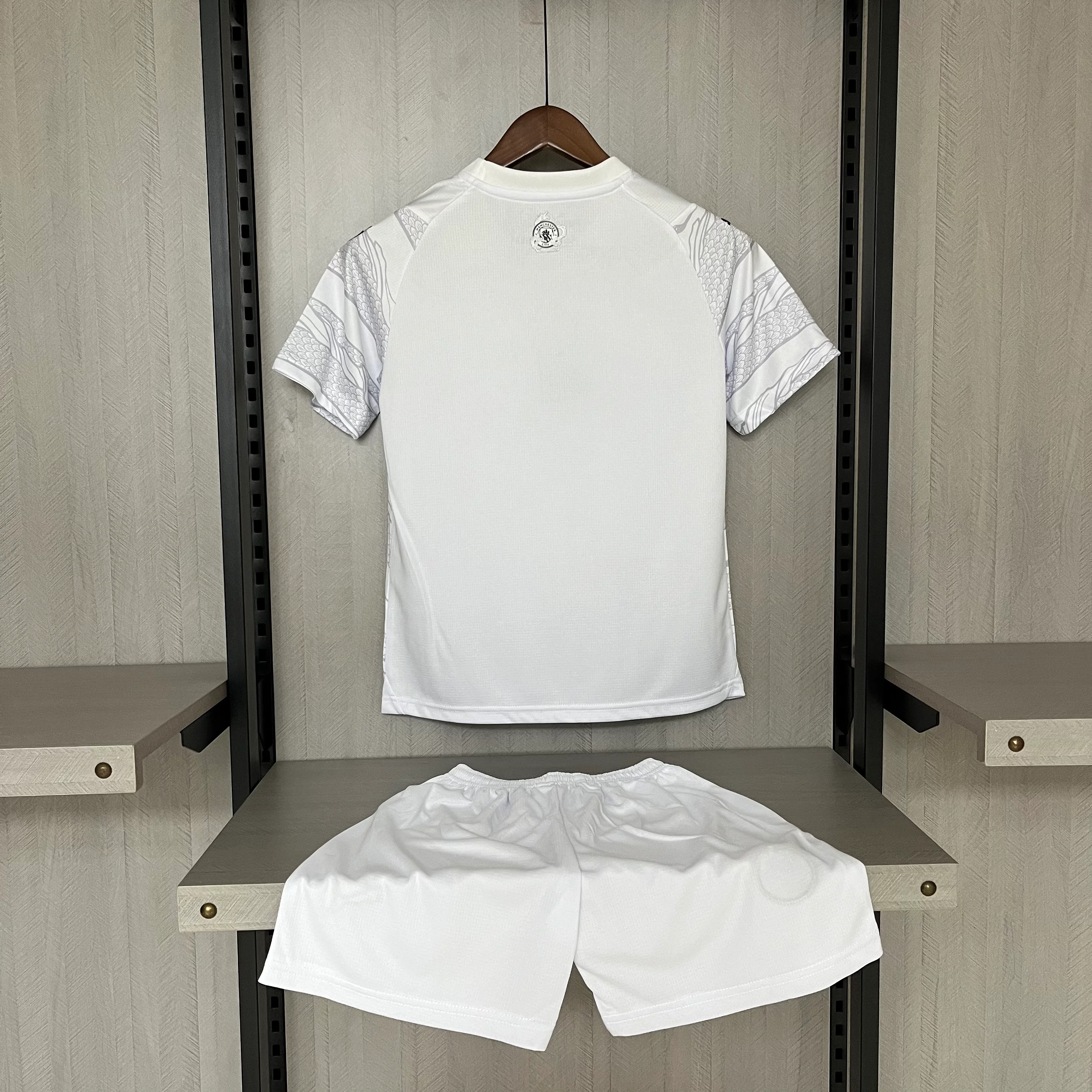 2024-25 Manchester City special edition off-white Kids - Image 3