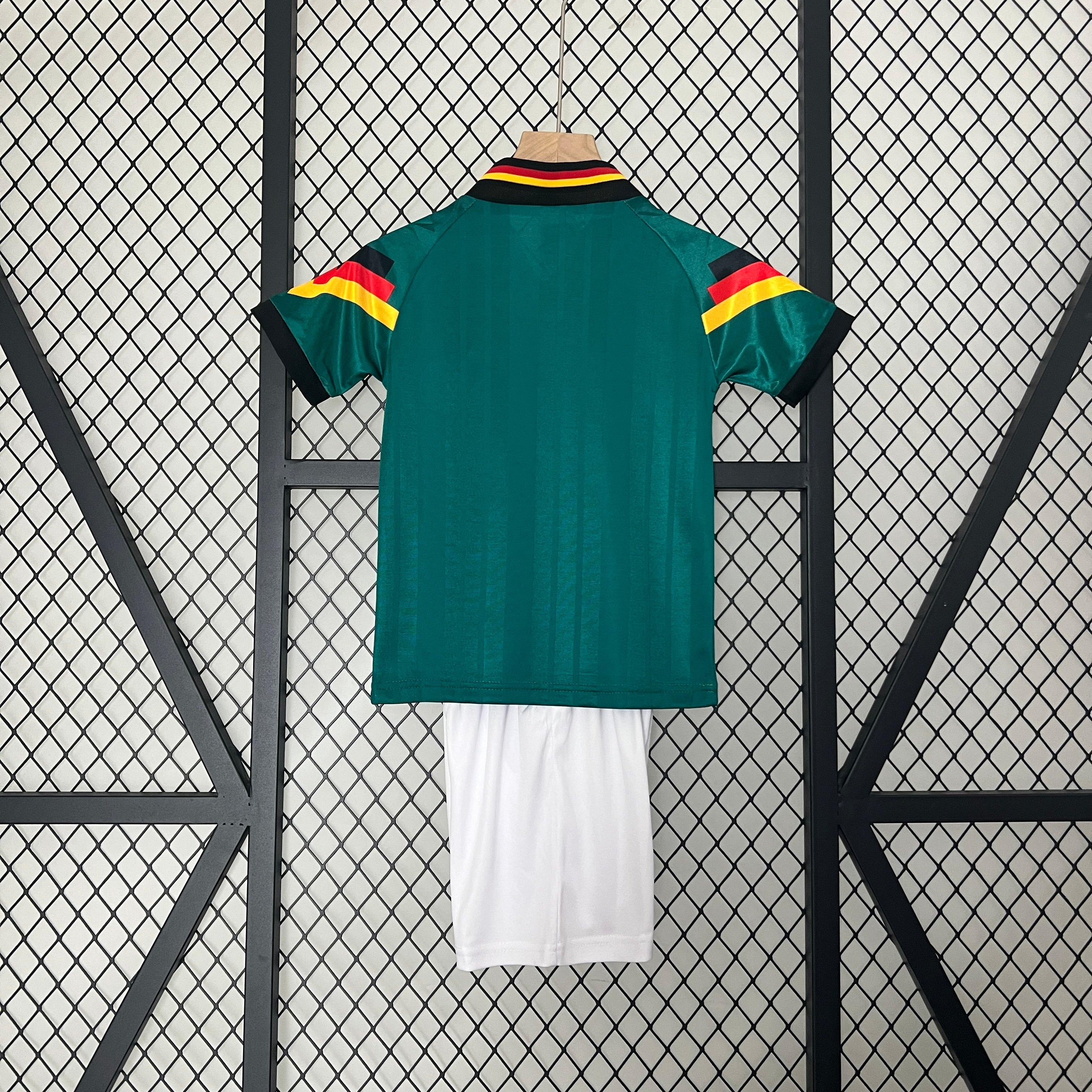 kids Germany 1992 away size 16-28 - Image 2