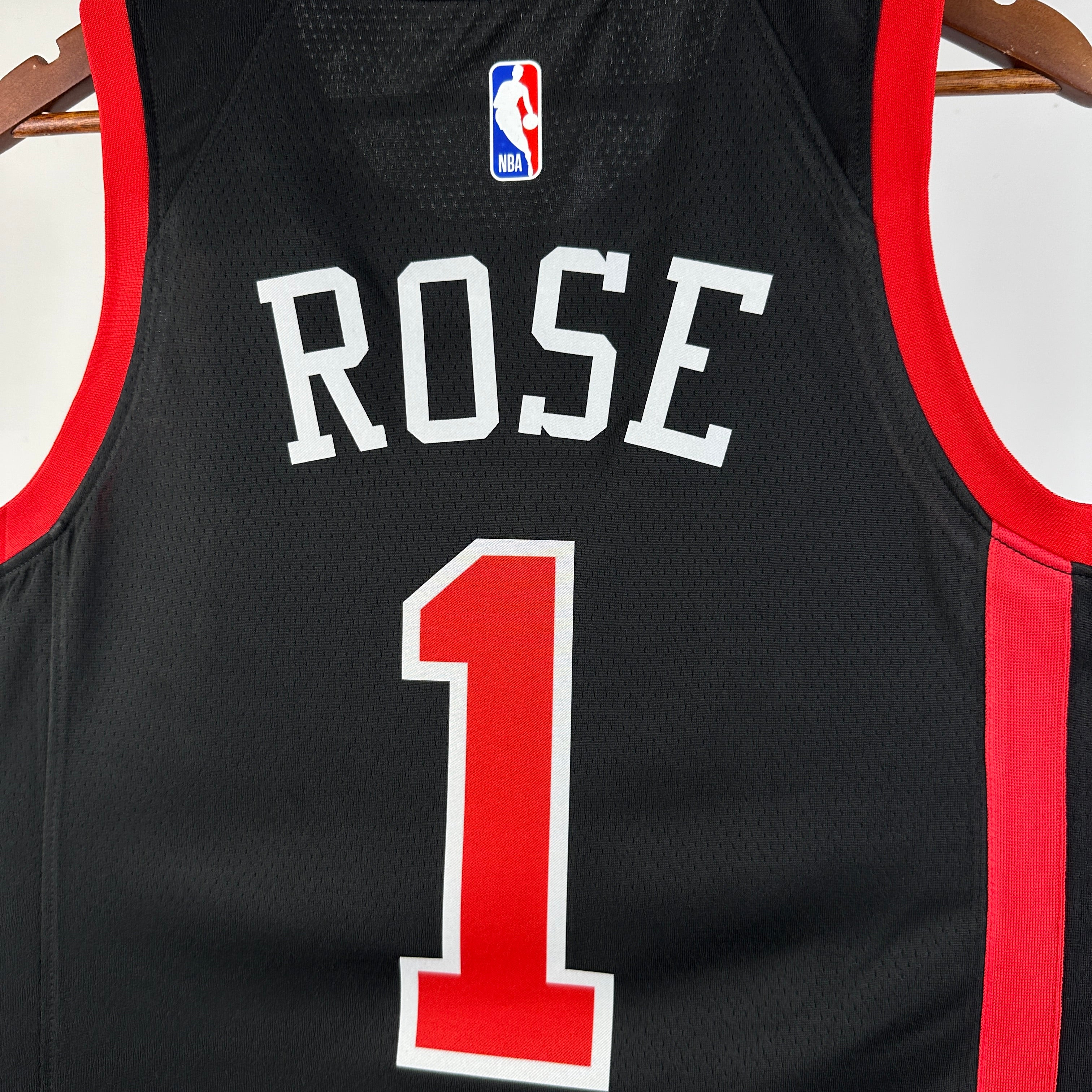 NBA 2024-25 Bulls City Edition No. 1 Rose - Image 5