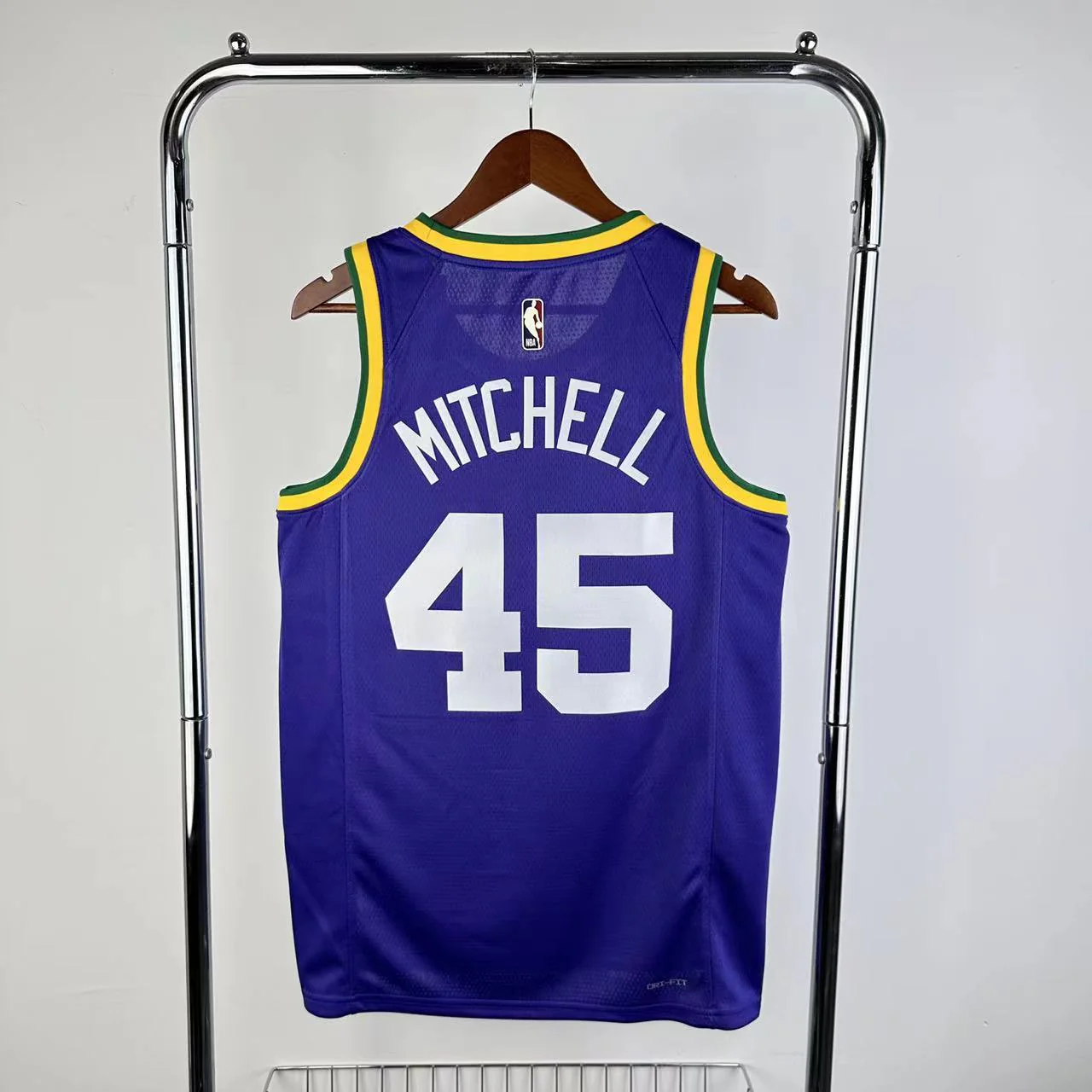 NBA 2024-25 Jazz Retro No. 45 MITCHELL - Image 5