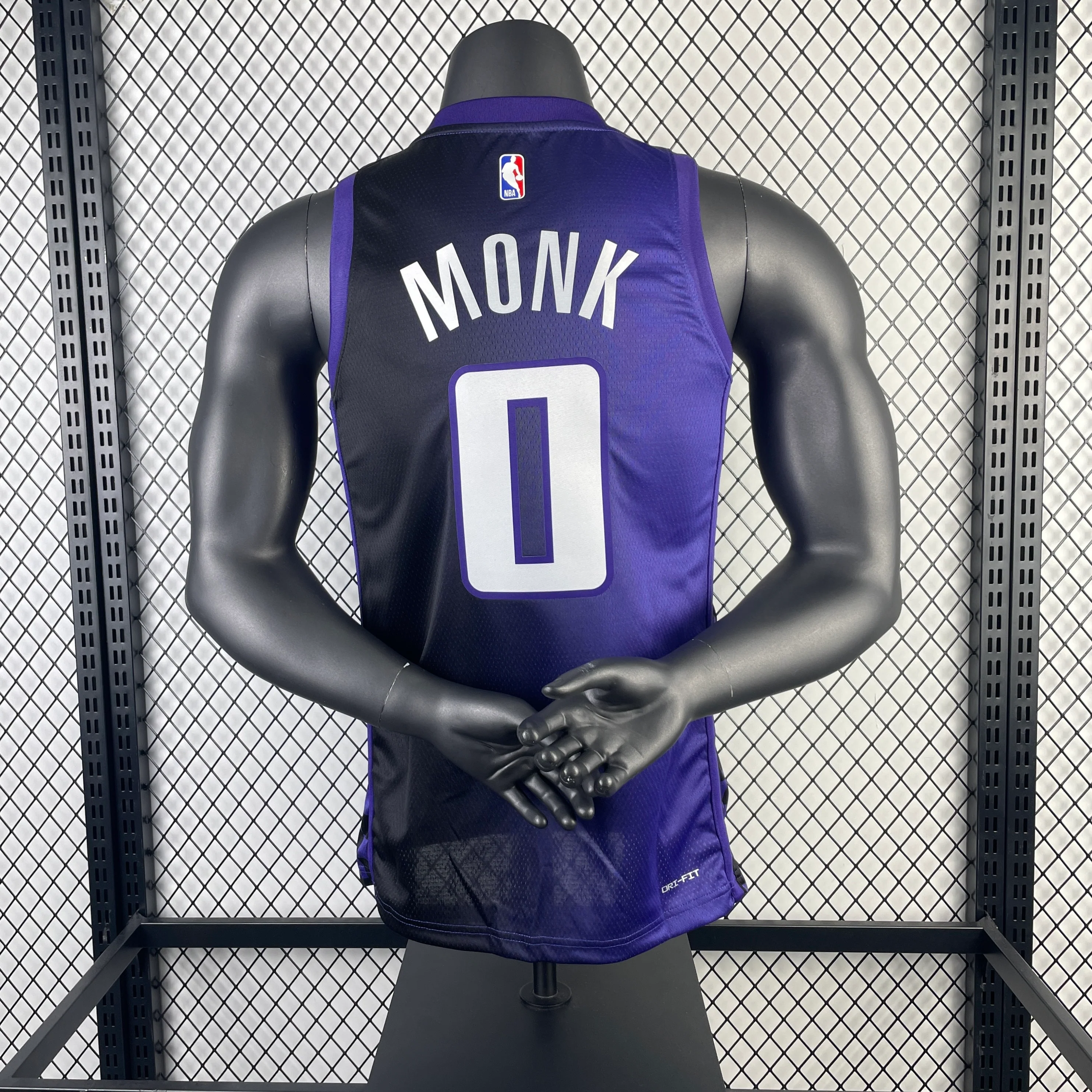 NBA 2024-25 Kings Flyers Limited No. 0 Monk - Image 2