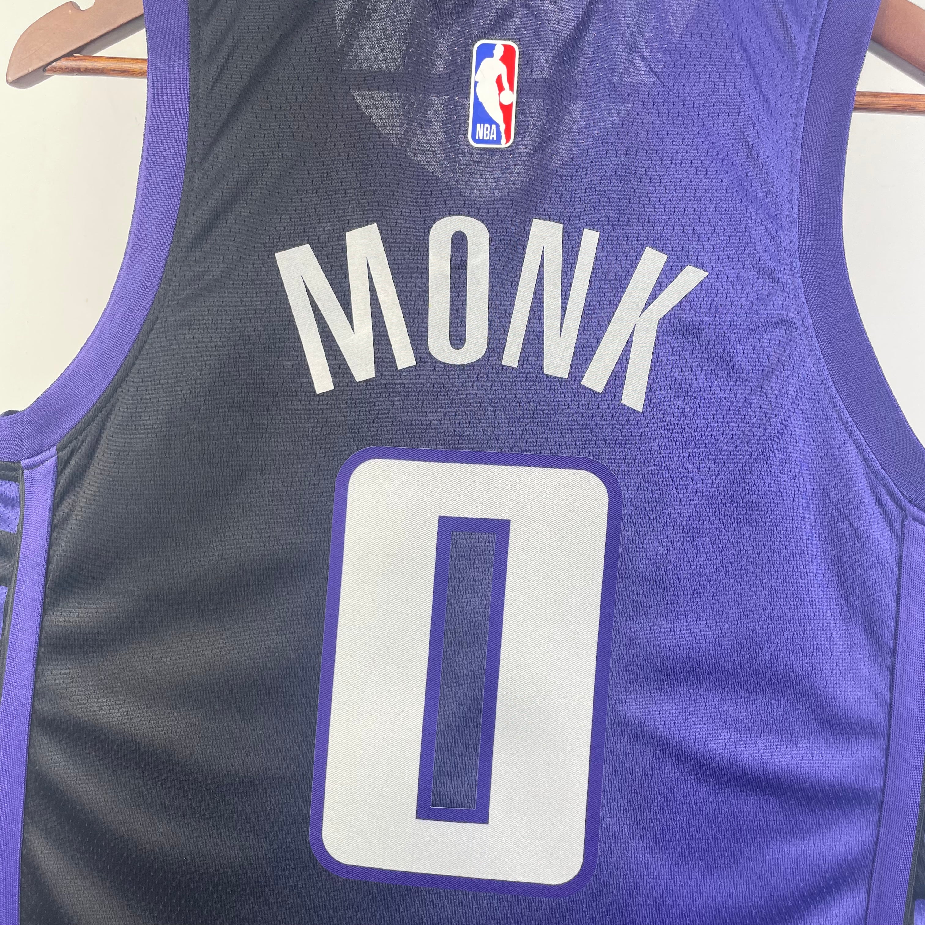 NBA 2024-25 Kings Flyers Limited No. 0 Monk - Image 3