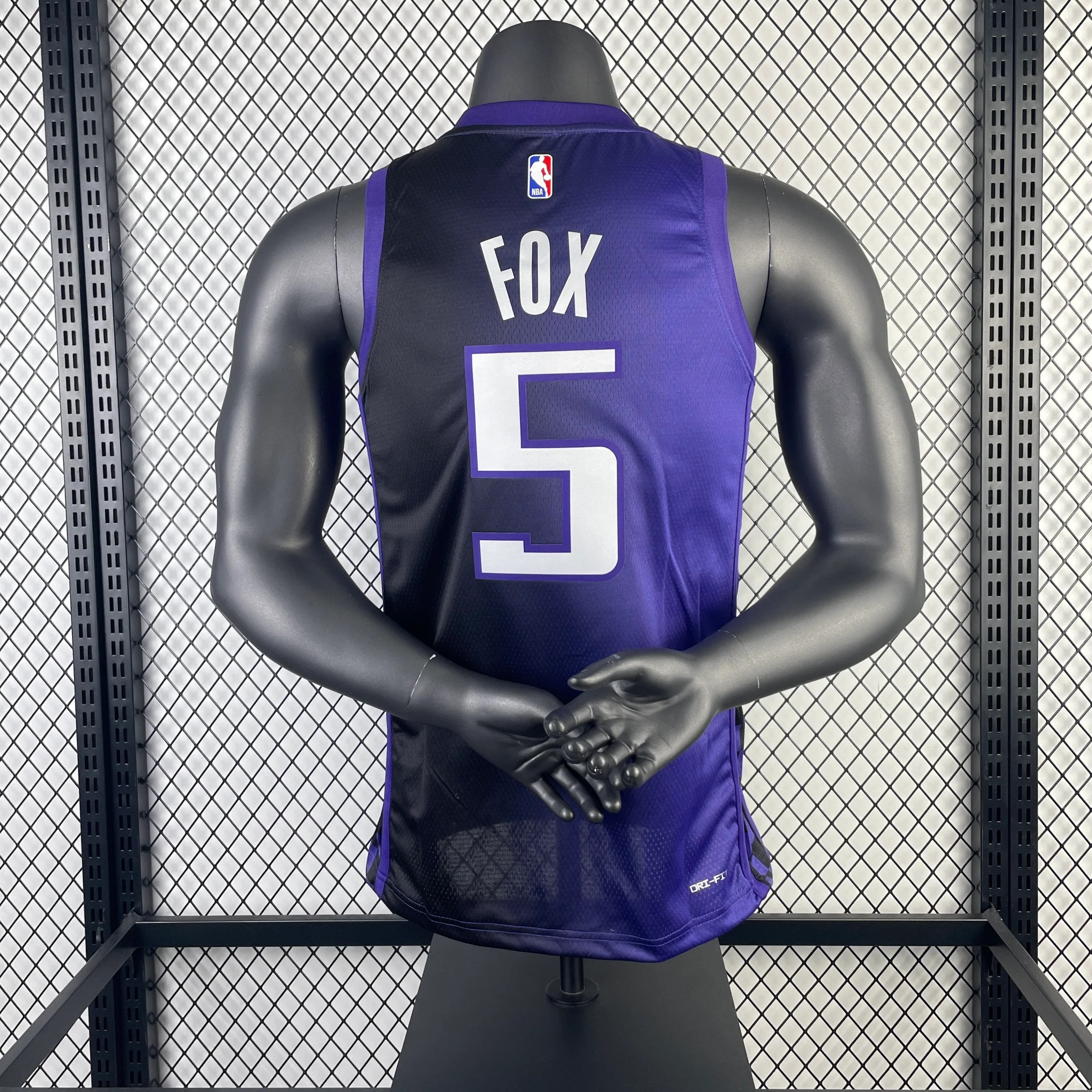 NBA 2024-25 Kings Flyers Limited No. 5 FOX - Image 2
