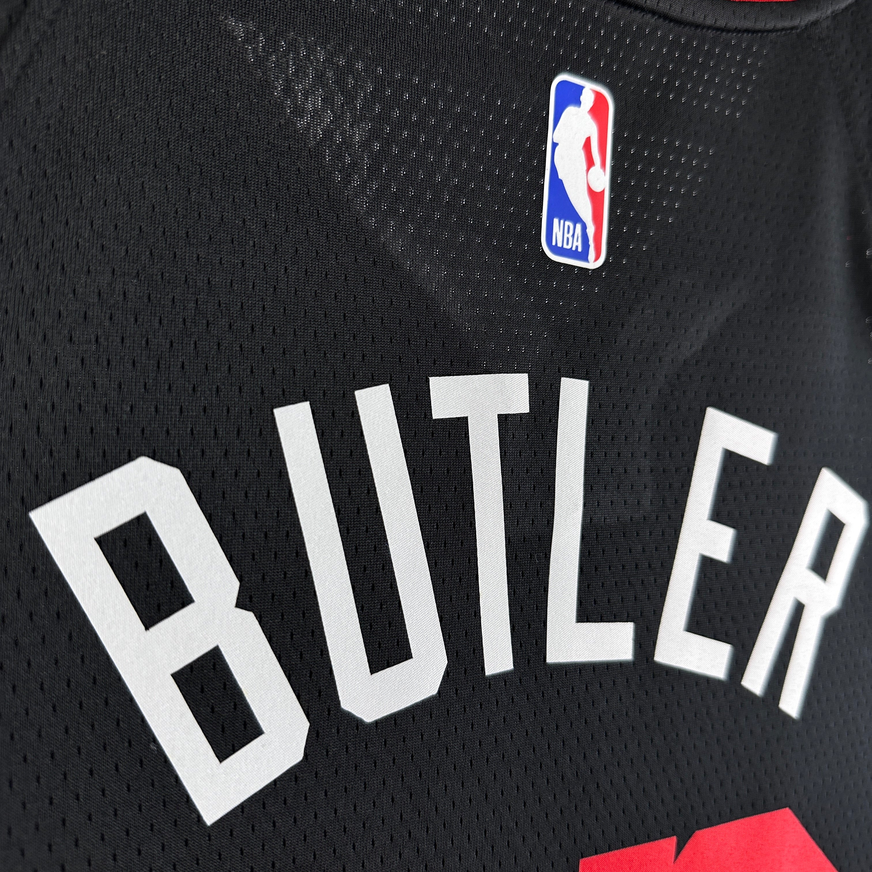 NBA 2024-25 Miami Heat City Edition No.22 BUTLER - Image 10