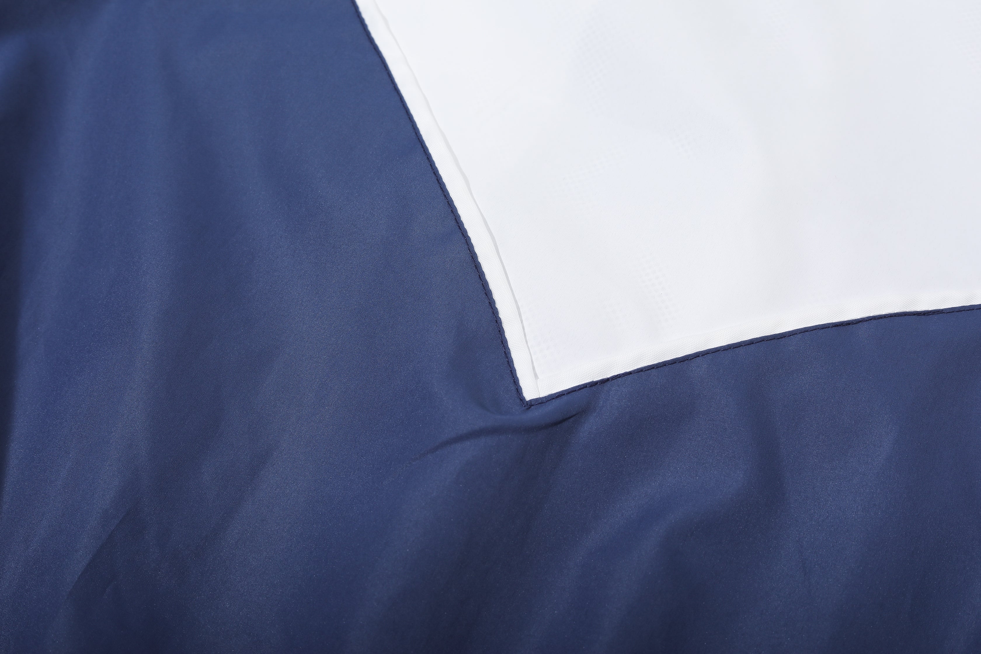 Real Madrid Windbreaker S-2XL - Image 11
