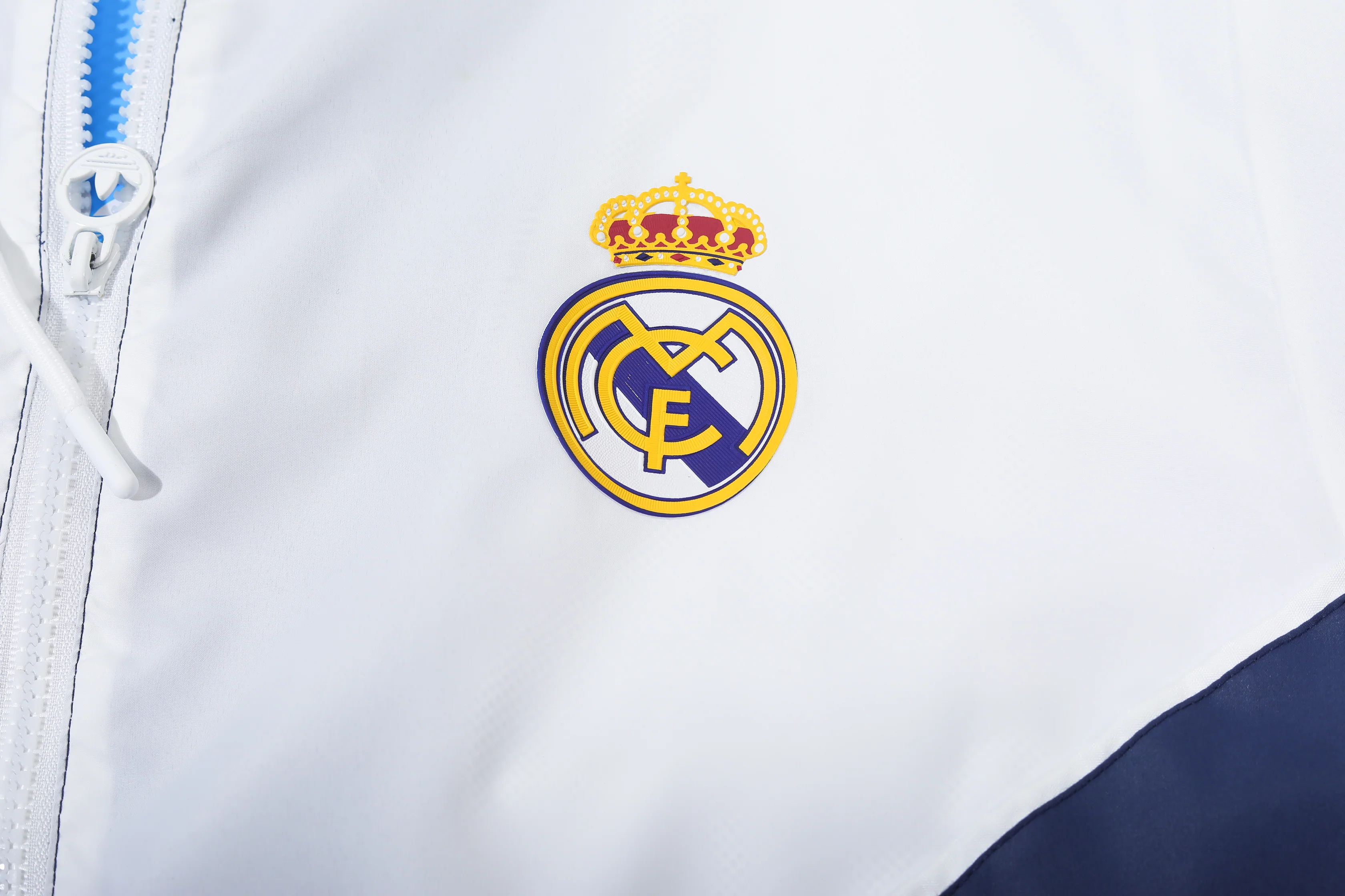 Real Madrid Windbreaker S-2XL - Image 6