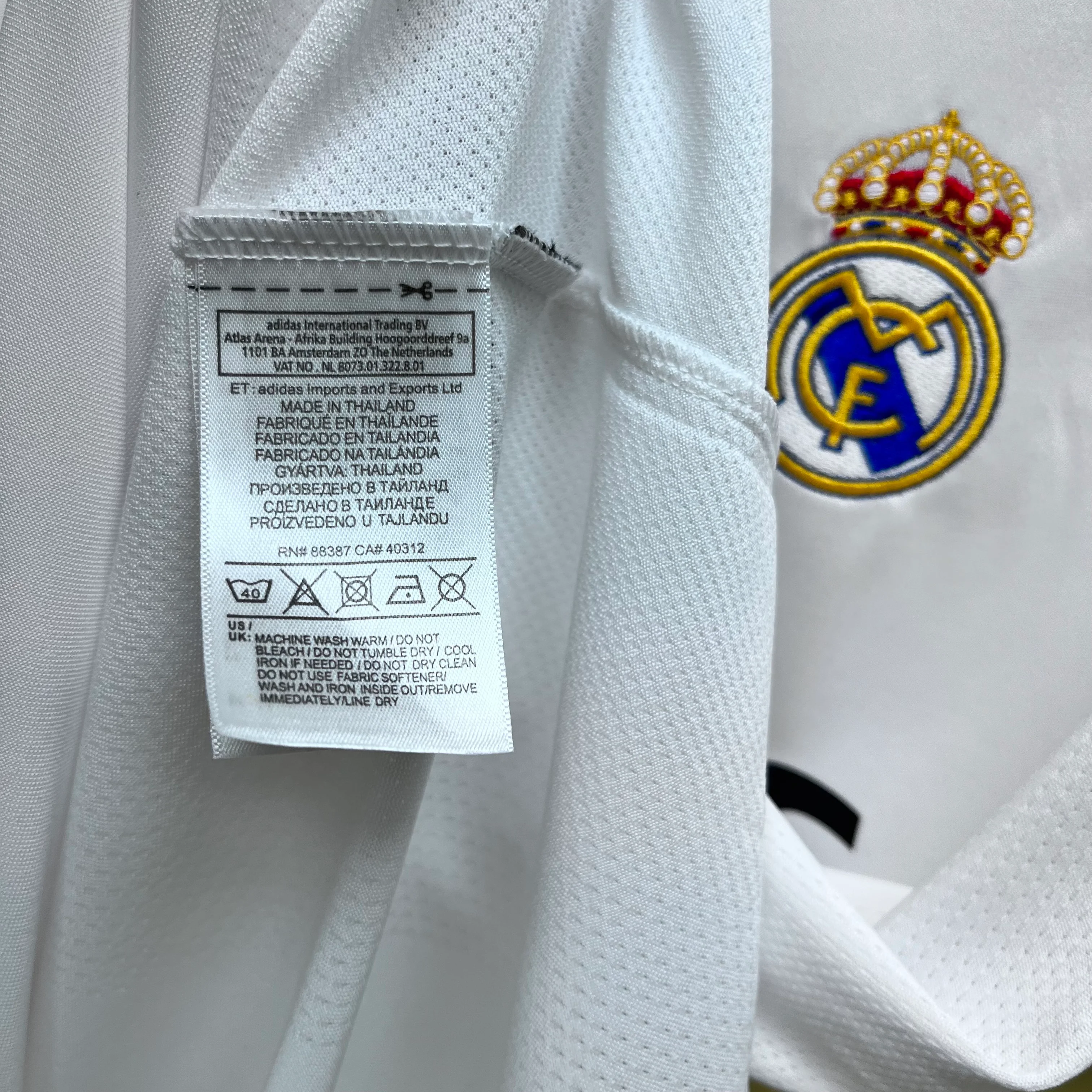 2003-04 Real Madrid Home Retro S-2XL - Image 3