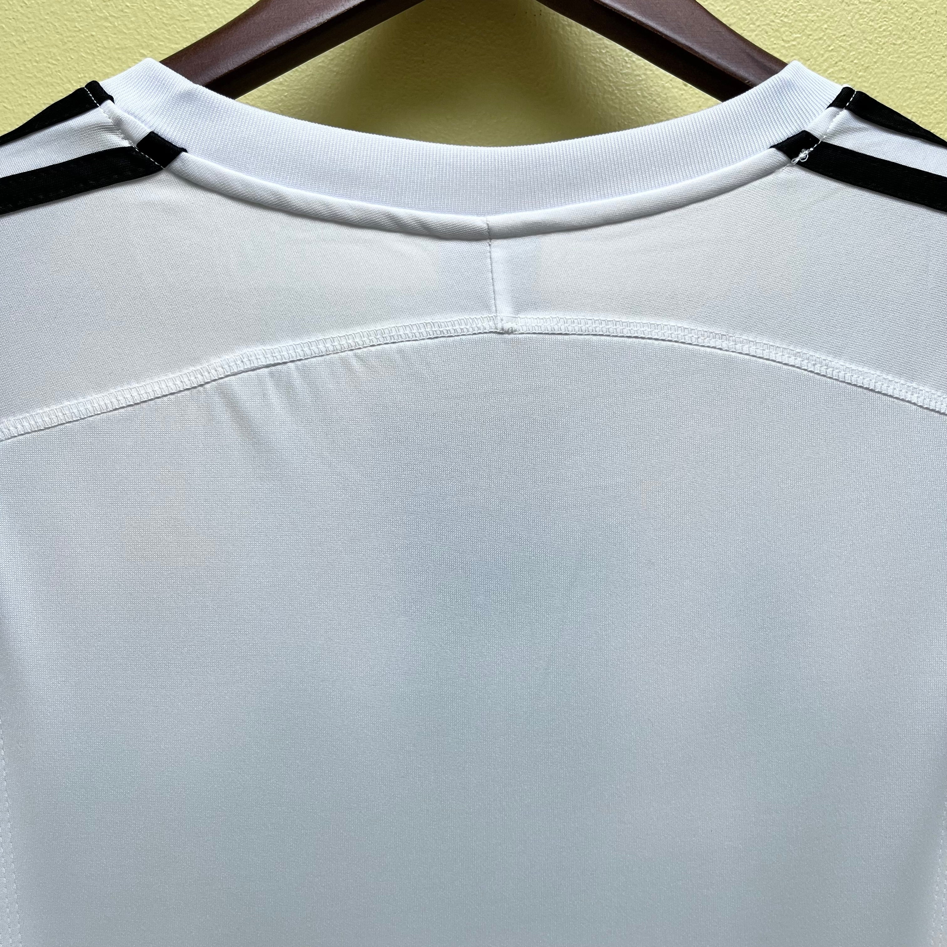 2003-04 Real Madrid Home Retro S-2XL - Image 4