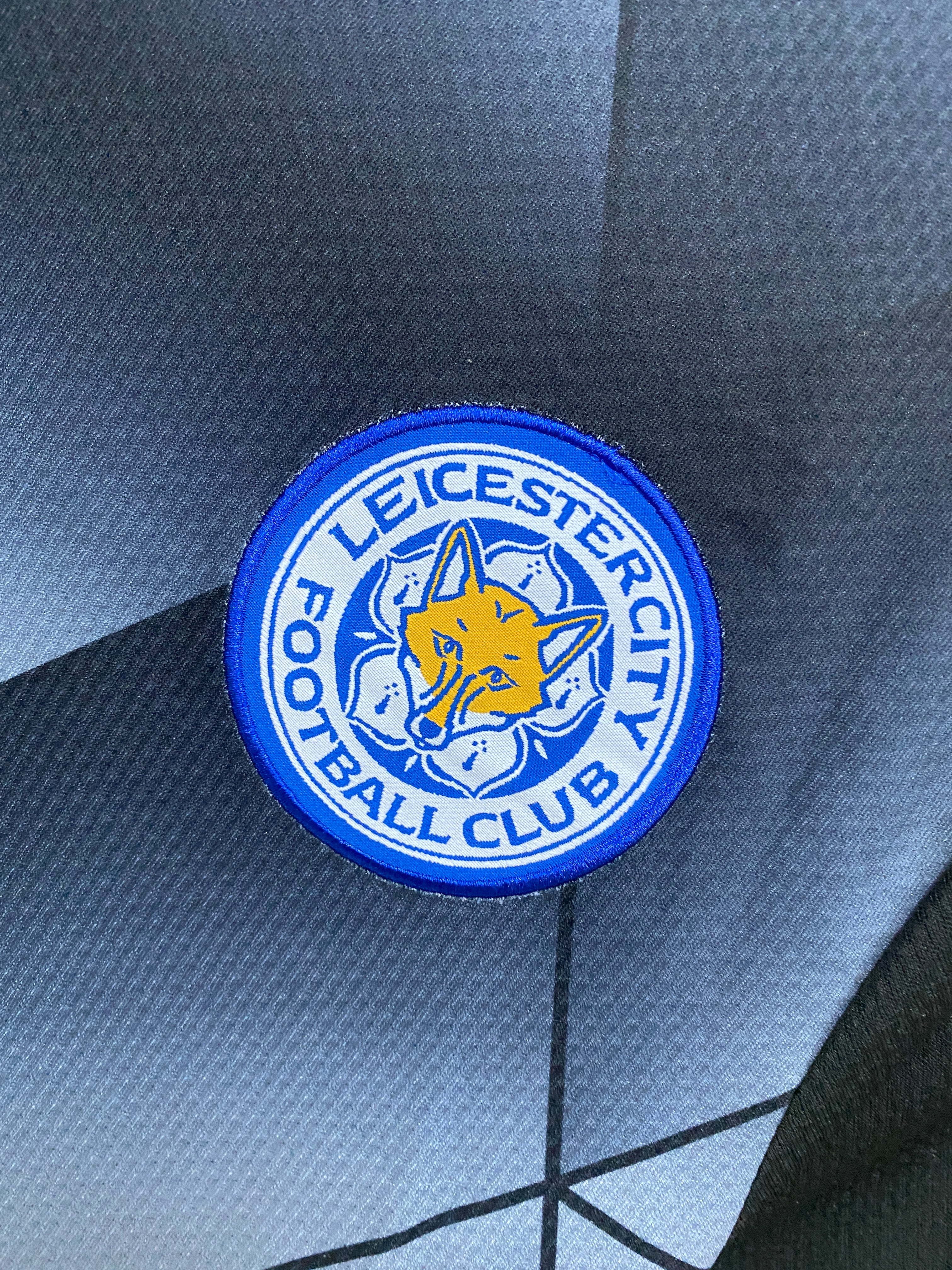 2015-16 Leicester City Away Retro S-2XL - Image 3