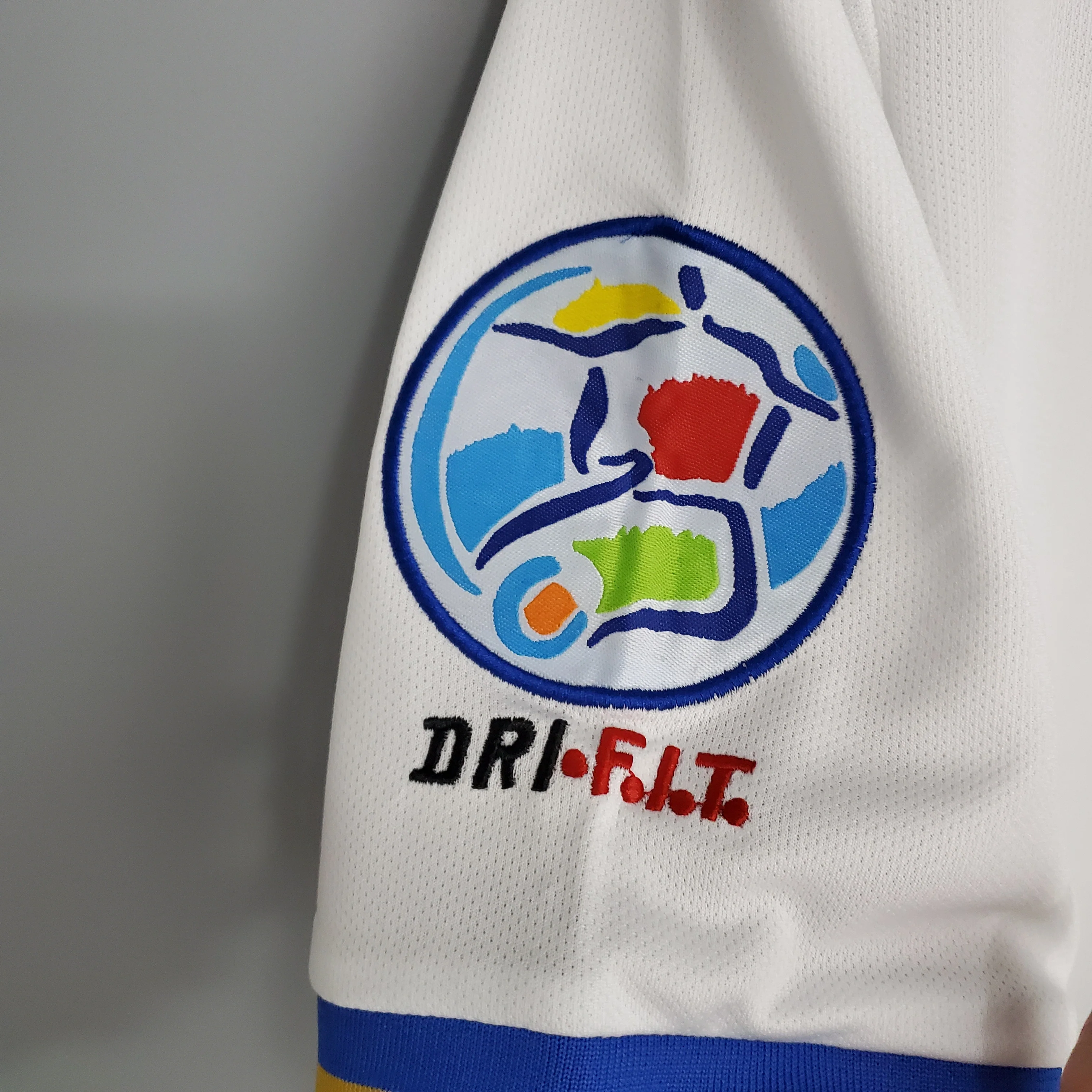 1996 Italy away Retro S-XXL - Image 4