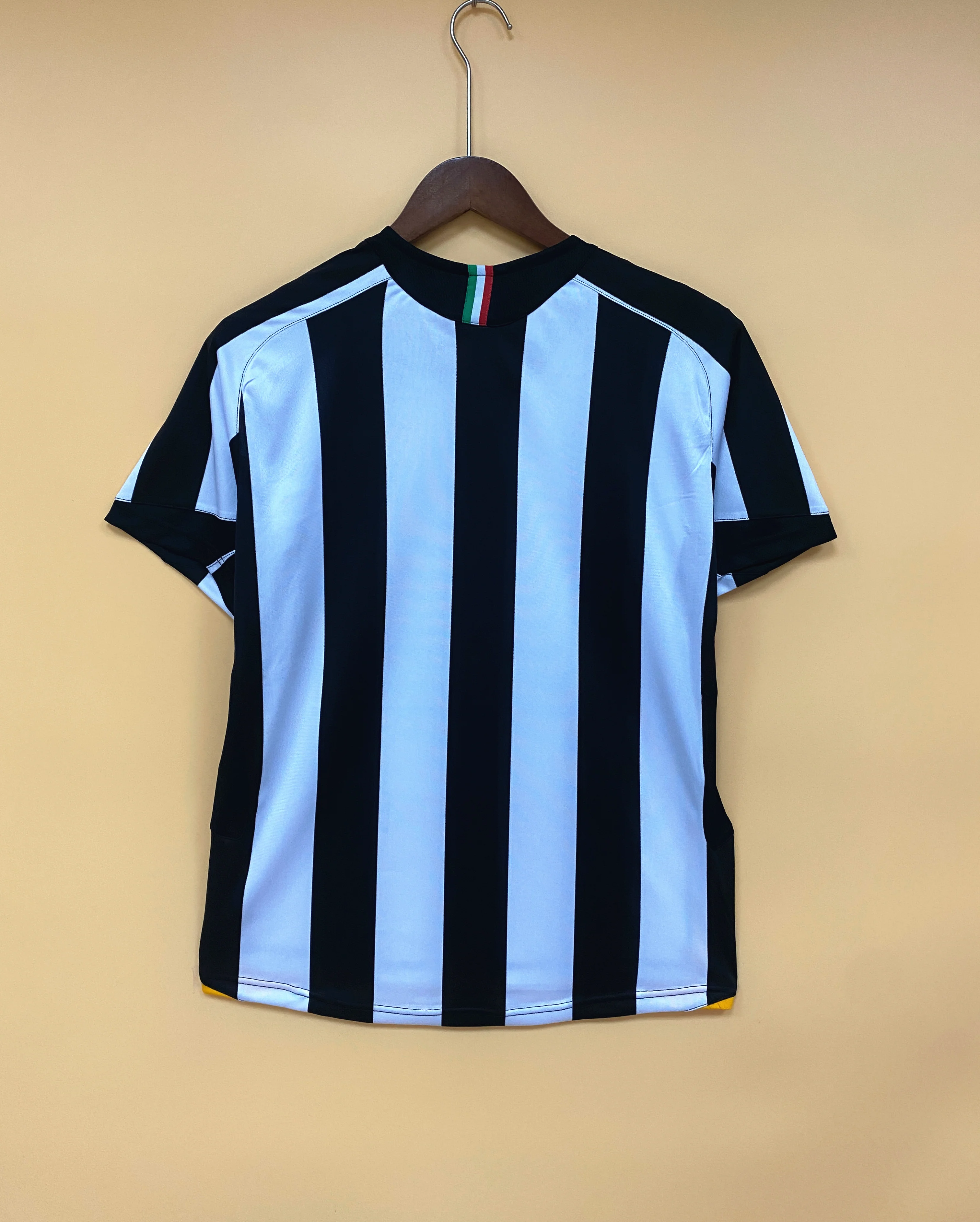 2005-06 Juventus Home Retro S-2XL - Image 2