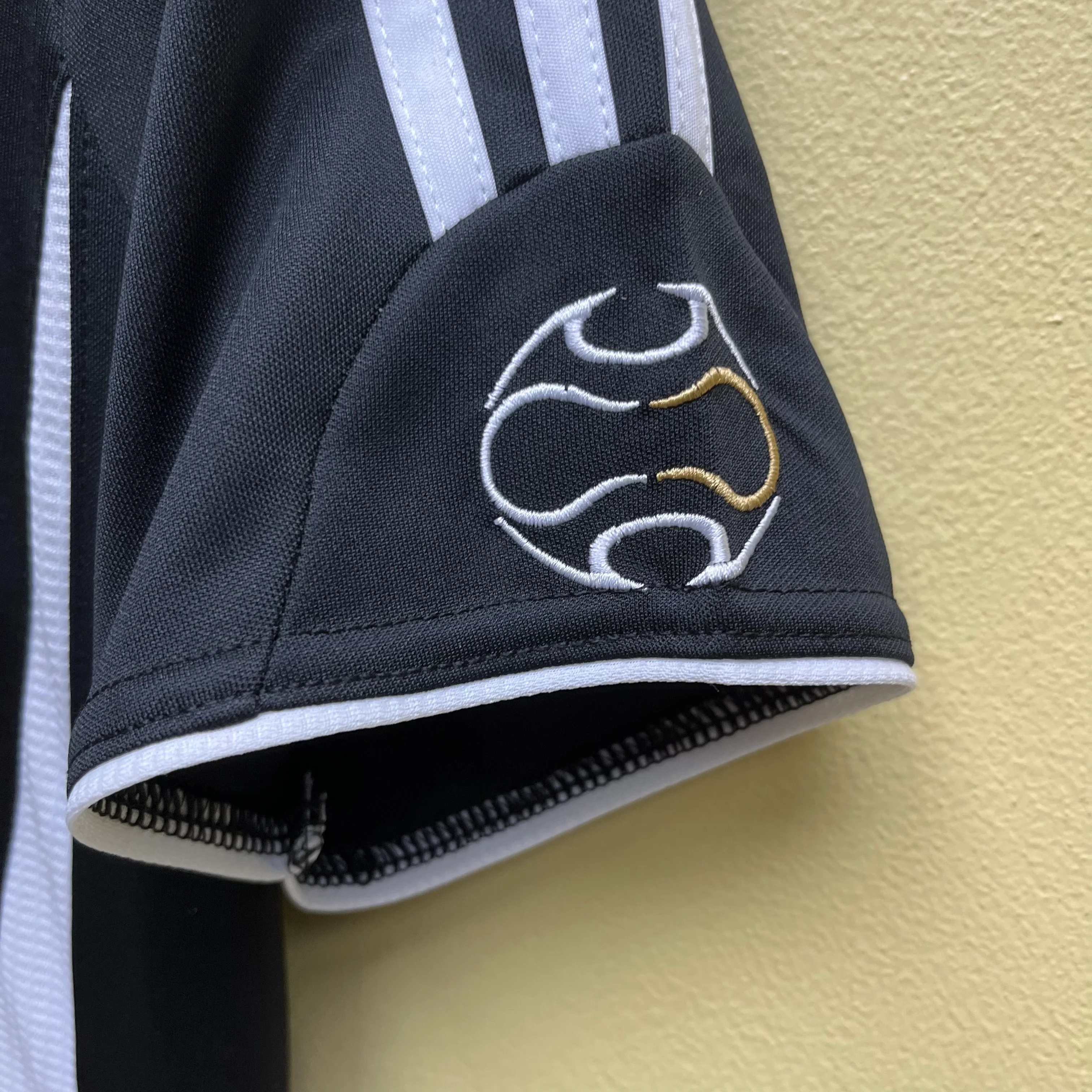2006-07 Real Madrid Second Away Retro S-2XL - Image 3